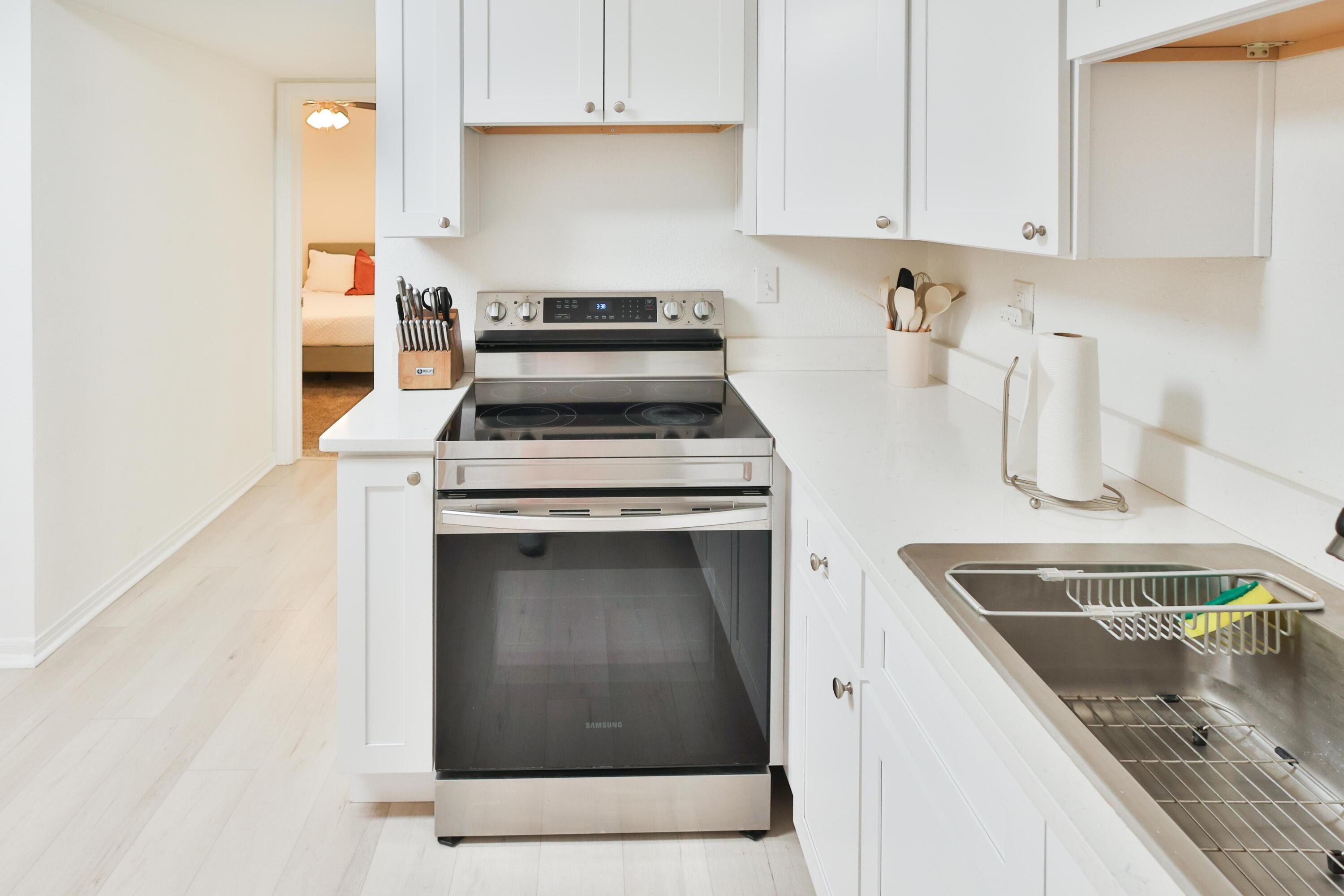 ELLIOTTS POINT 7TH ADDN - Residential