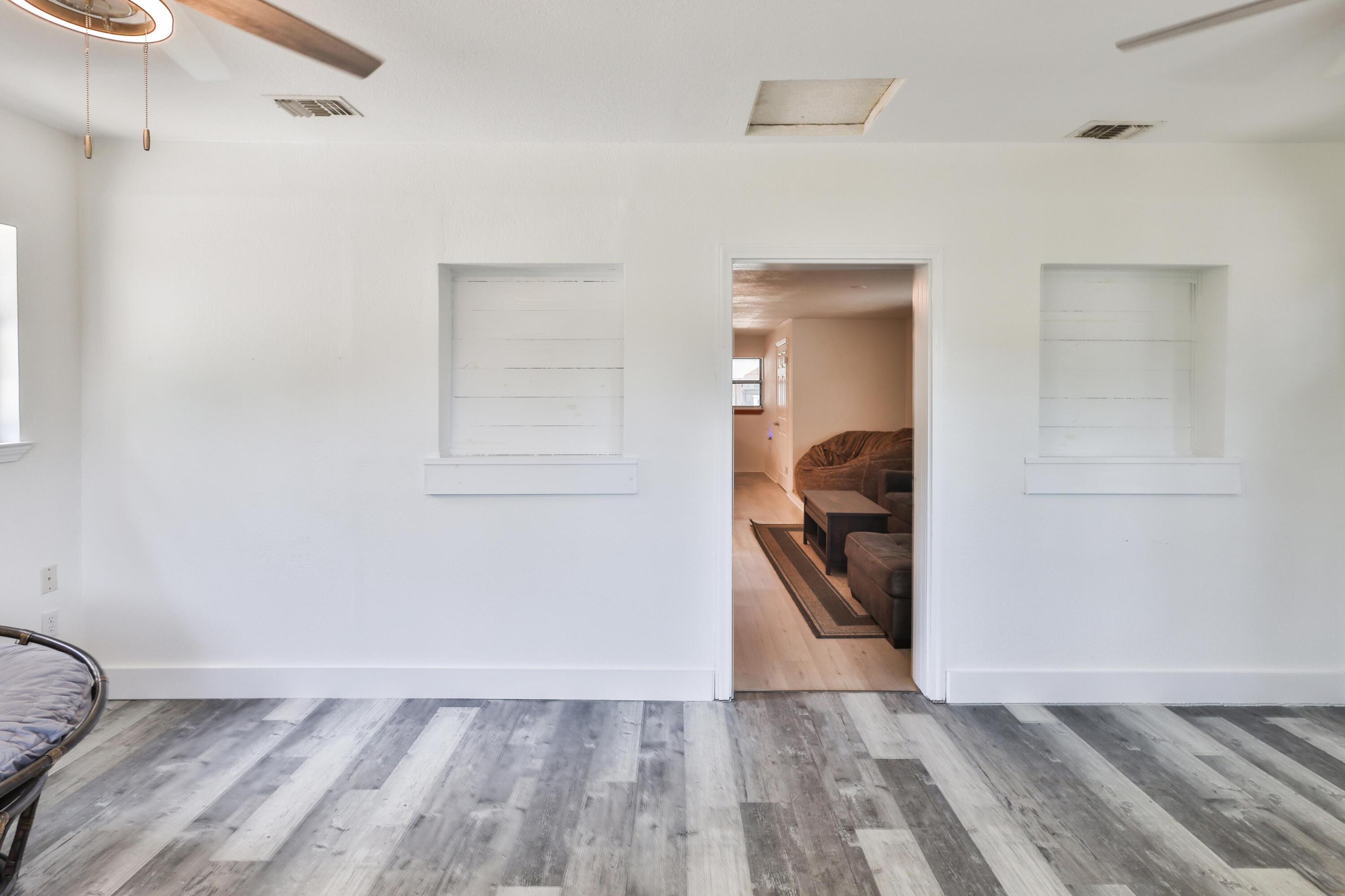 ELLIOTTS POINT 7TH ADDN - Residential