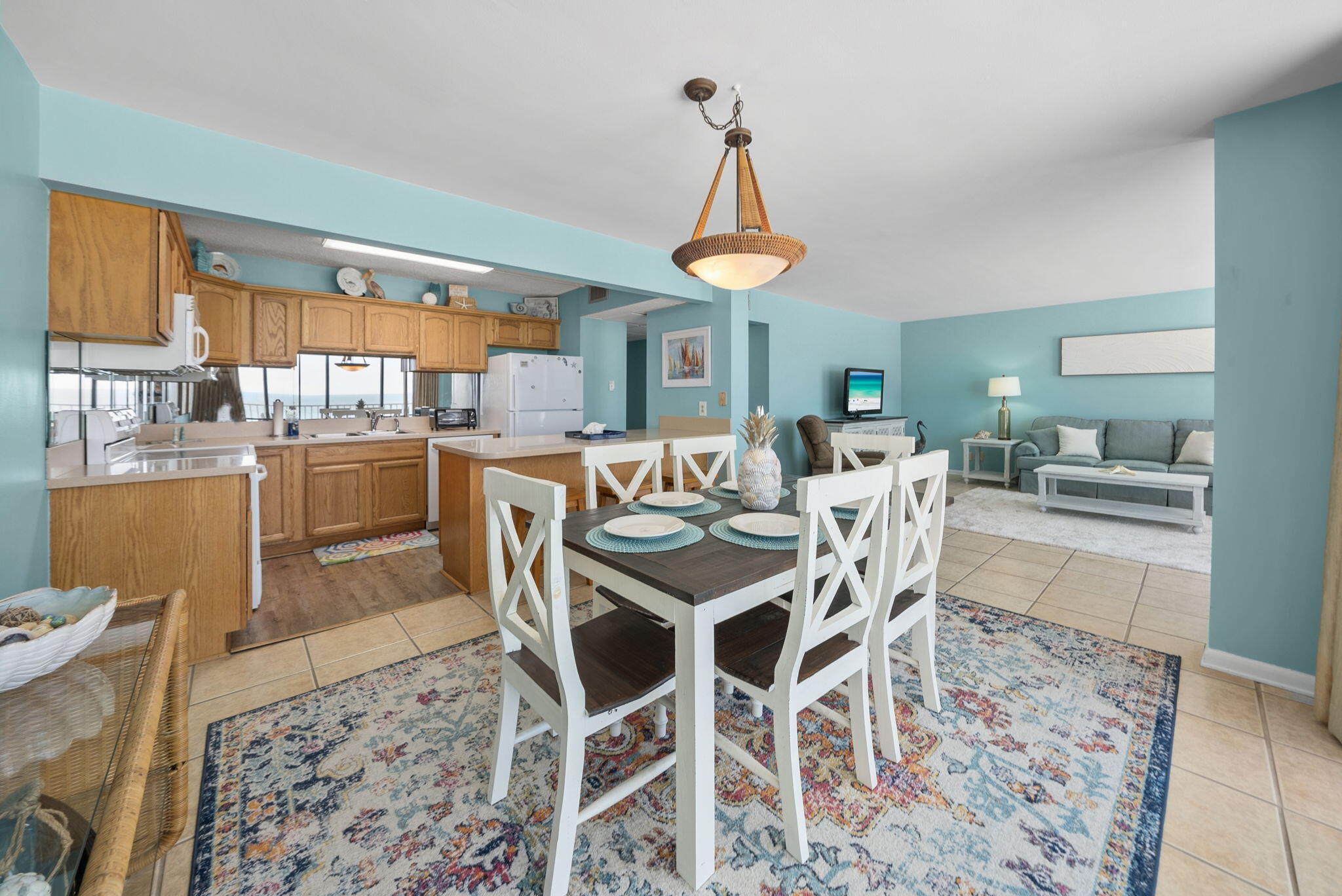 EDGEWATER - Residential
