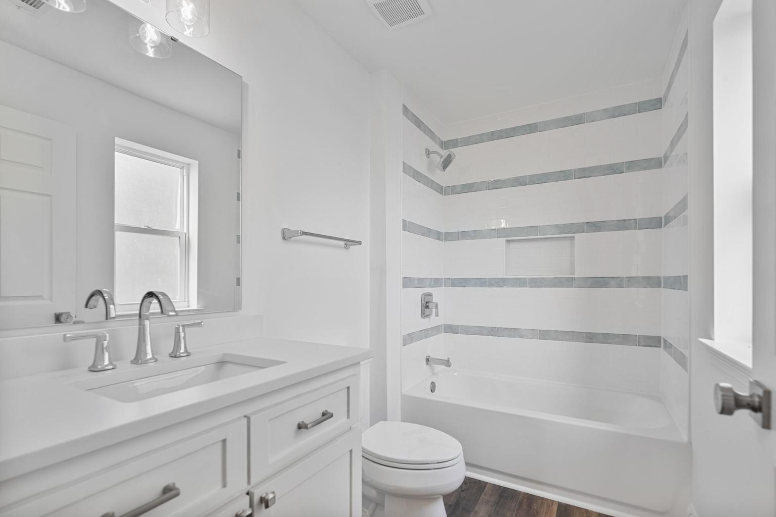RIVIERA BEACH - Residential Lease