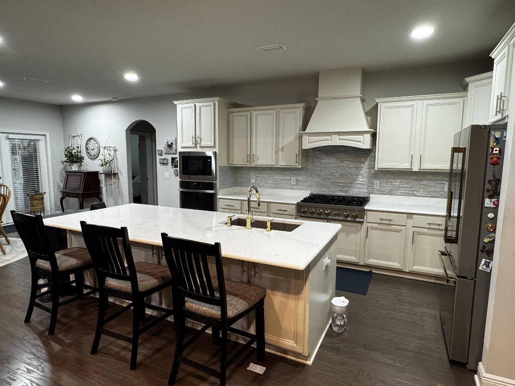 ASHLEY PLANTATION PHASE 4-B LOT 24 BLK J AS DES IN OR 4221 PG 321 - Residential