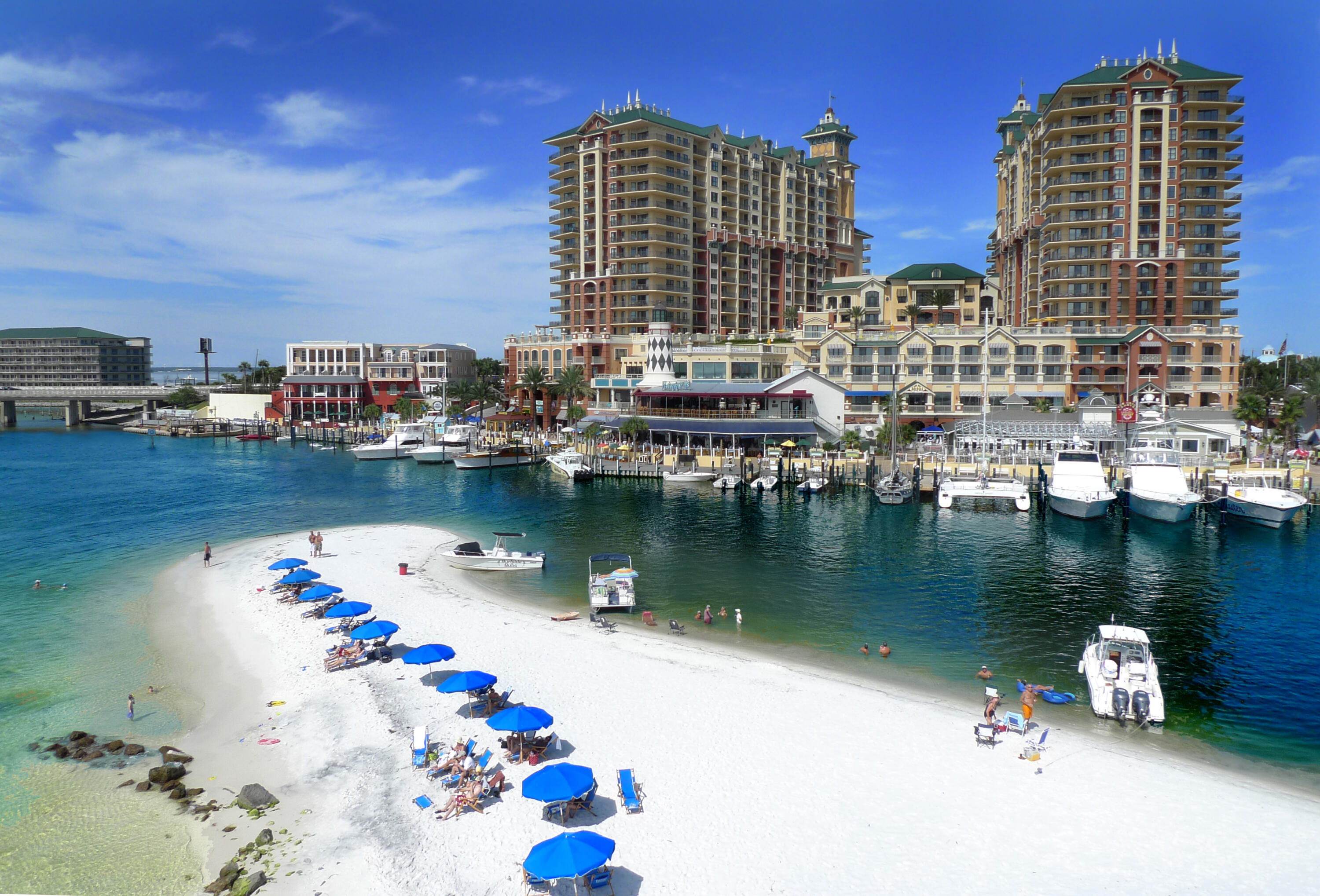 EMERALD GRANDE - Residential