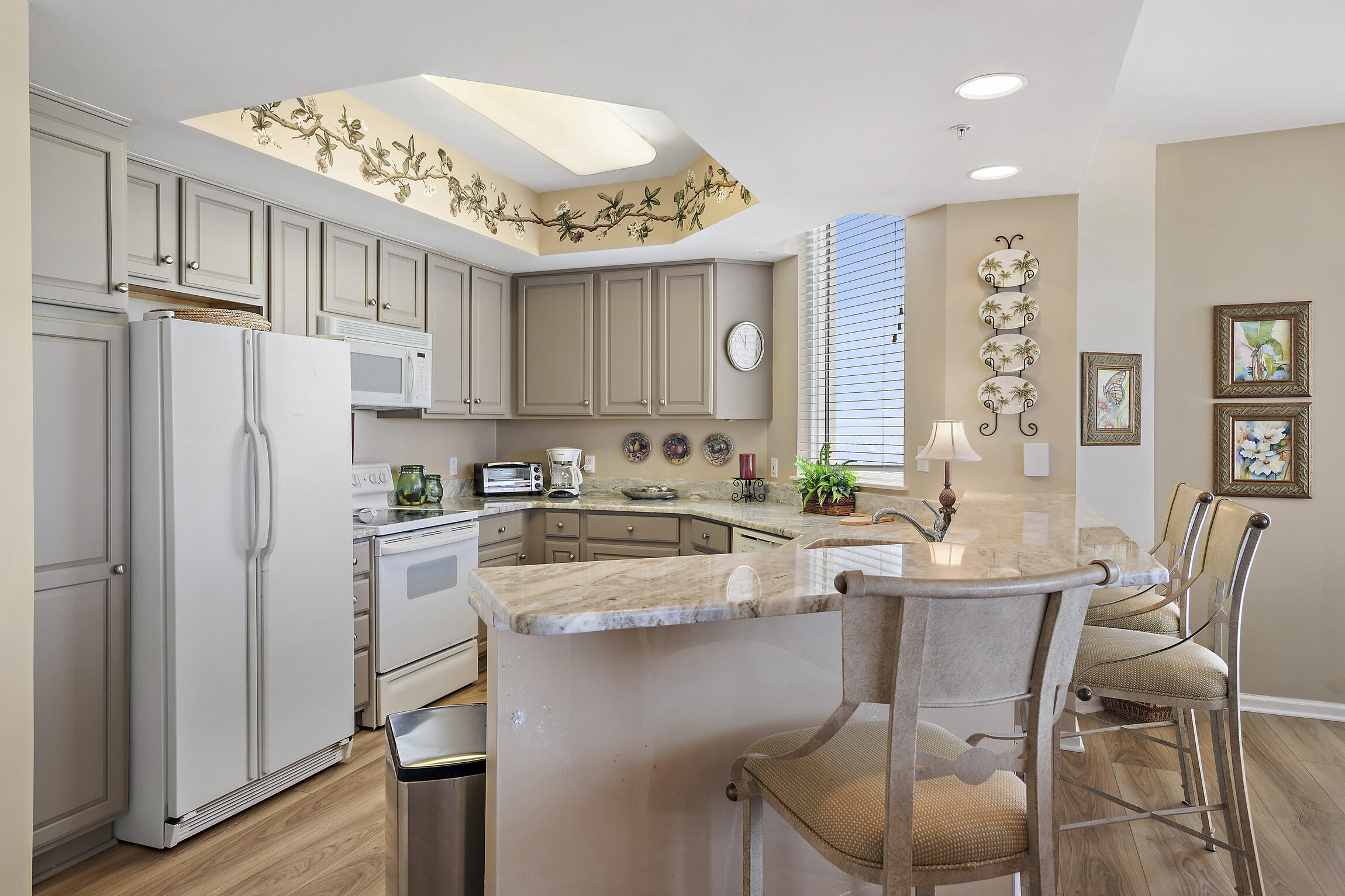 Silver Beach Towers - Residential
