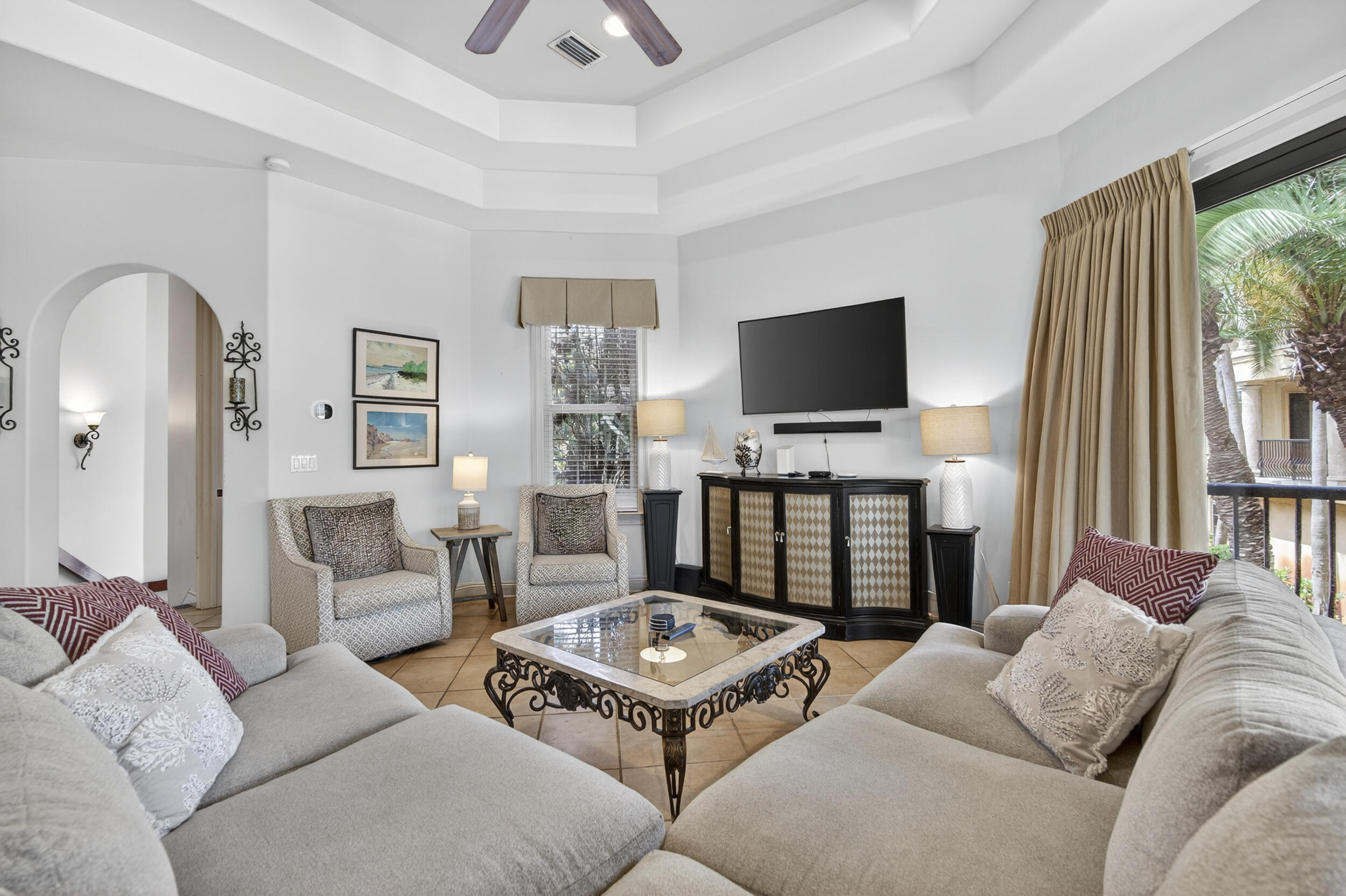 SAINT TROPEZ - Residential