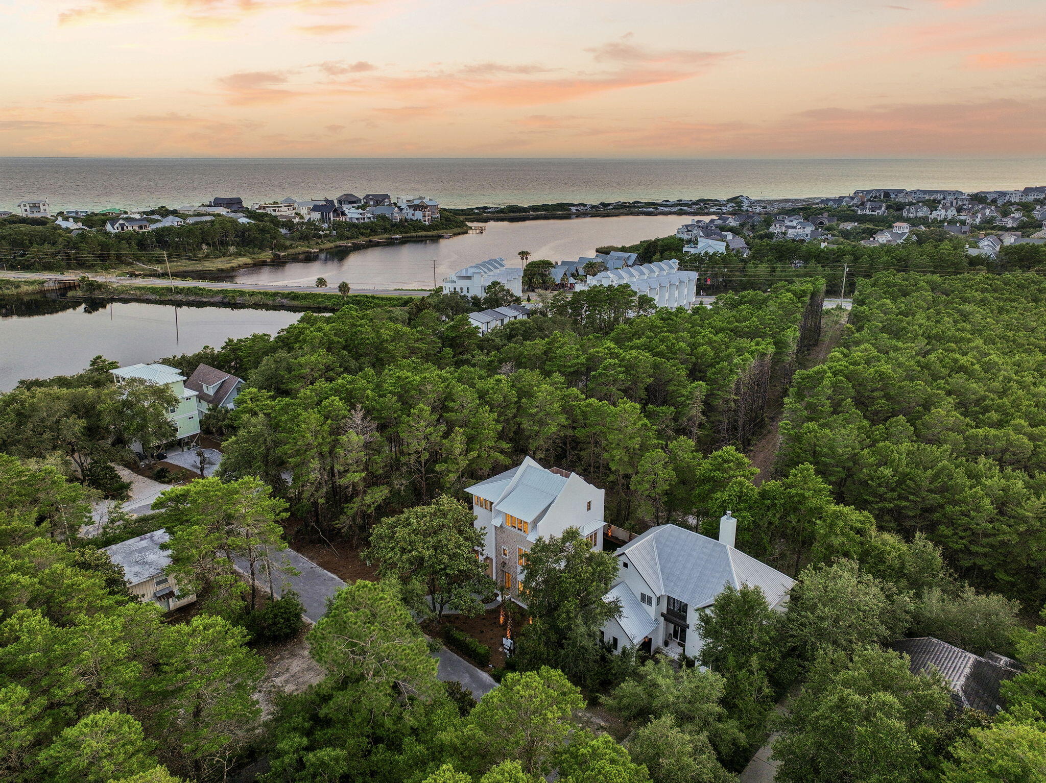 CAMP CREEK LAKE - Residential