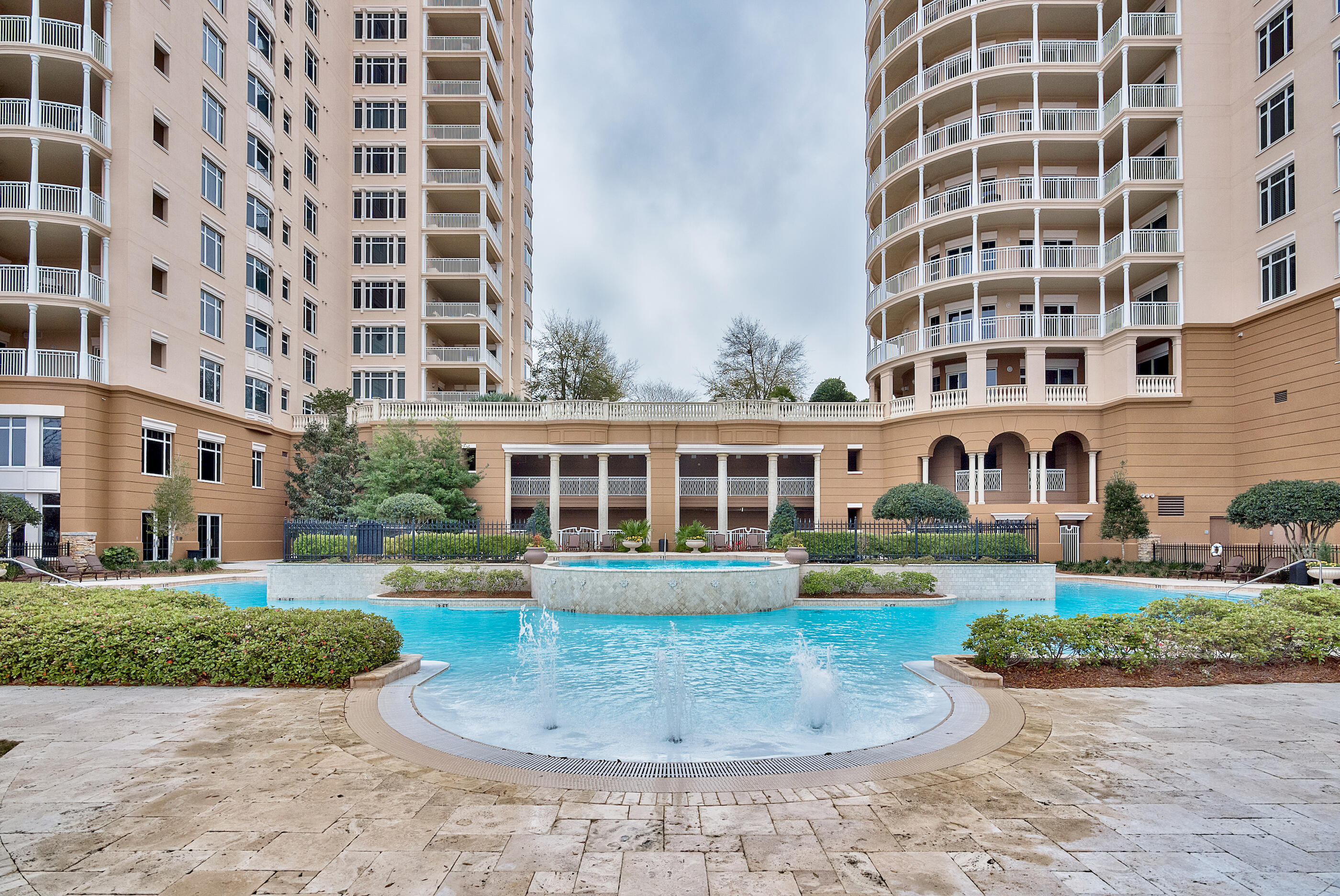 ONE WATER PLACE - Residential Lease