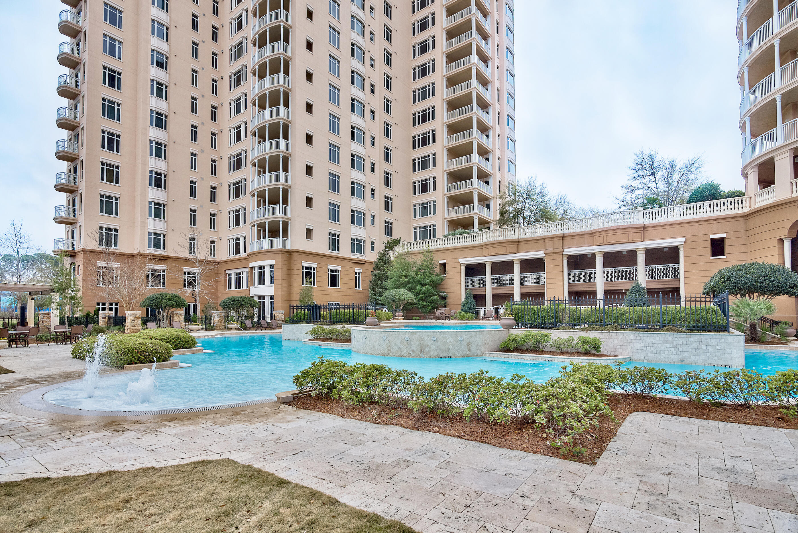 ONE WATER PLACE - Residential Lease