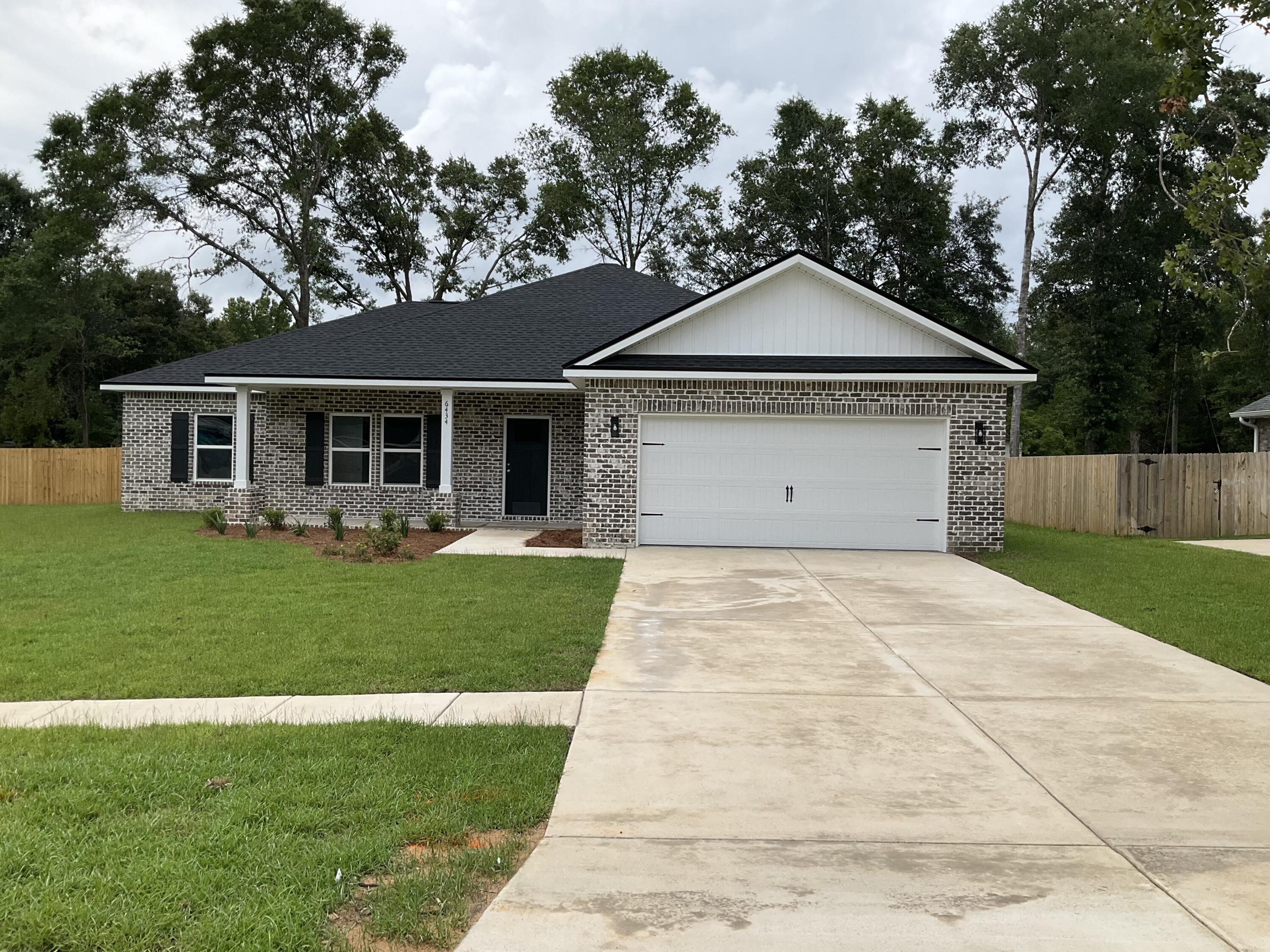 MID JUNE COMPLETION for this new home, $10,000 towards buyers closing costs/prepaids/rate buydown.  All brick construction, 'Sierra' floor plan features front & rear porches, split bedroom plan, finished garage.  Open living space, kitchen work island w/bar seating, cozy dining nook, white shaker style cabinets, mud room + laundry room.  Owner's bath & additional bath both have double vanities and linen storage.