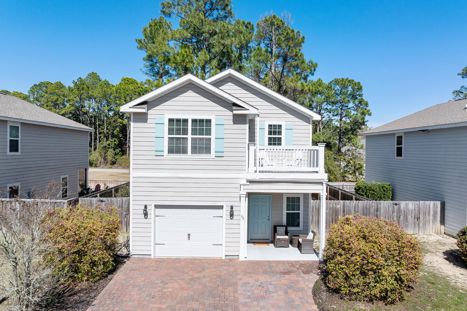TRANQUILITY BY THE BAY - Residential