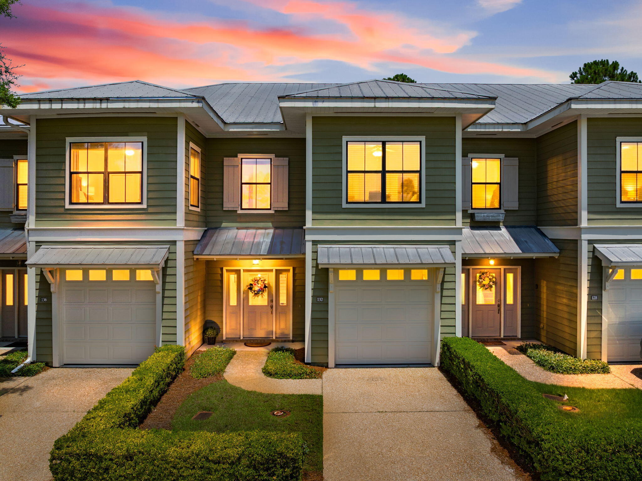 SOUTH HAVEN TOWNHOMES - Residential