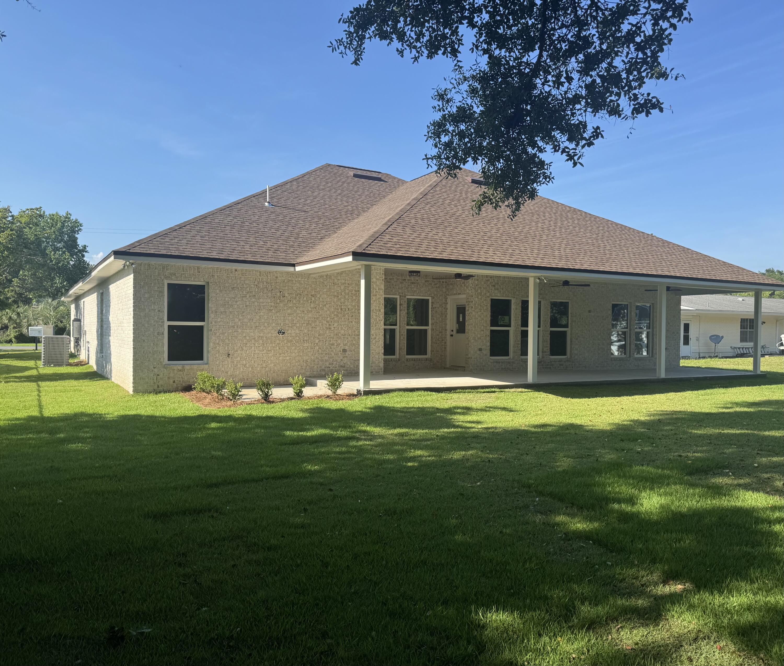 BAYOU POQUITO - Residential