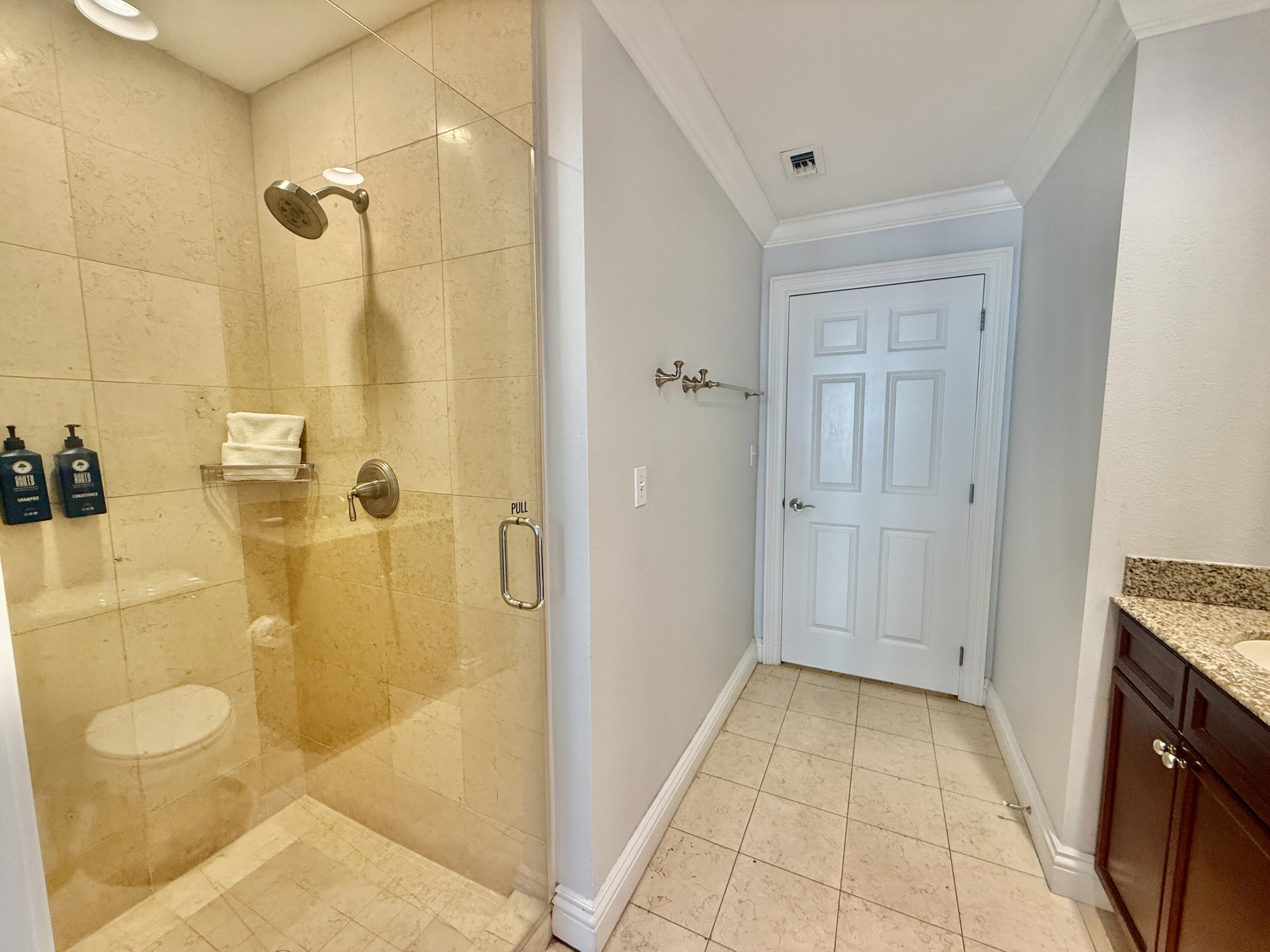 EMERALD GRANDE - Residential