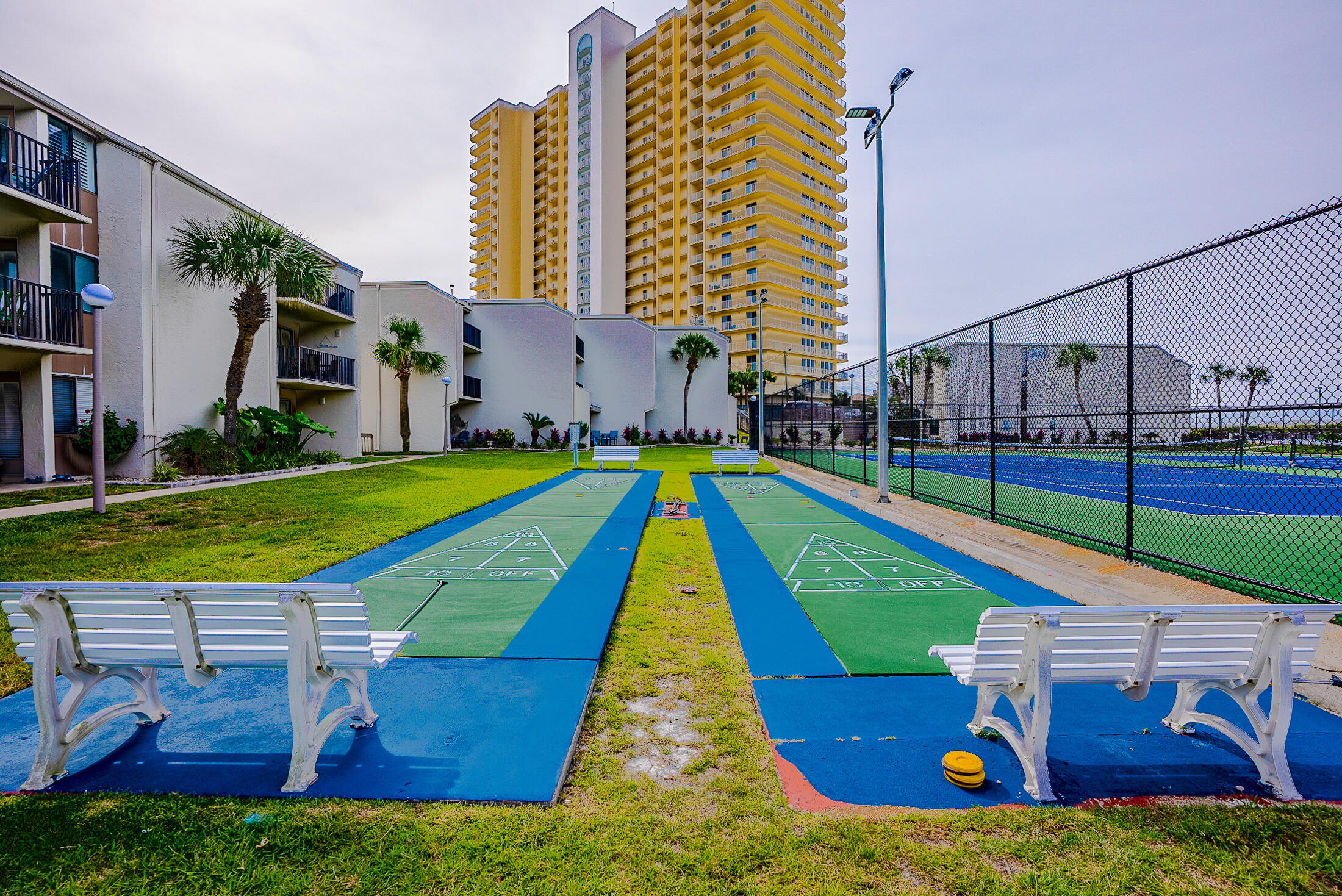 SUGAR BEACH T/H - Residential