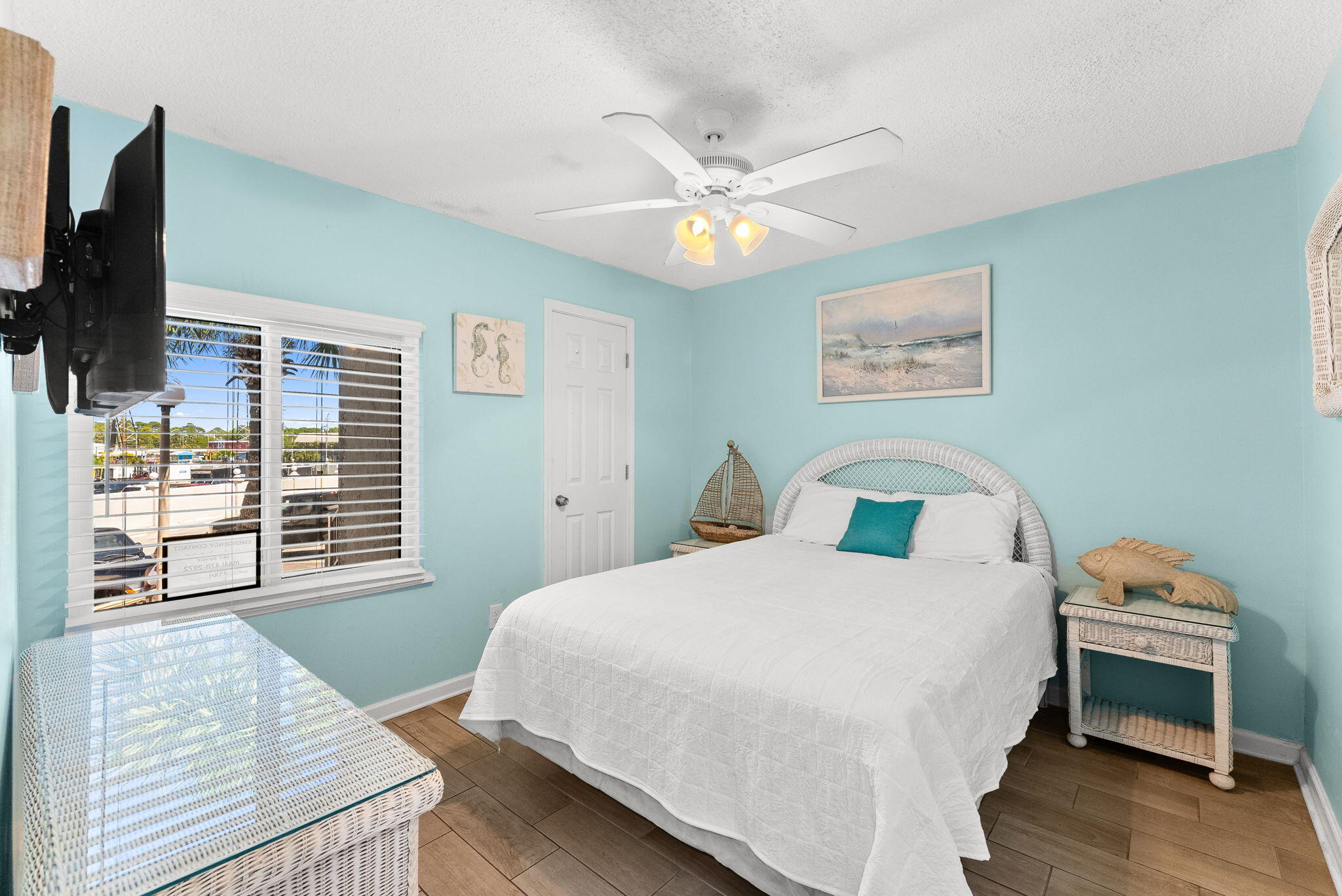 SUGAR BEACH T/H - Residential
