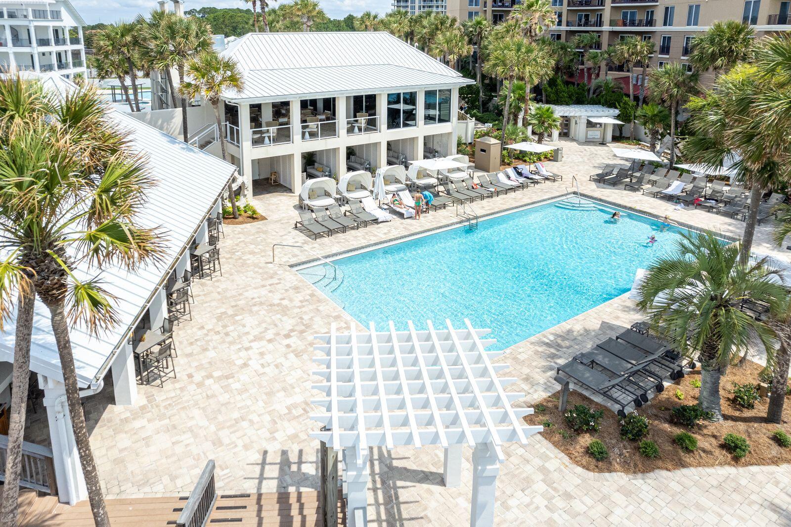 ISLAND ESTATES - Residential