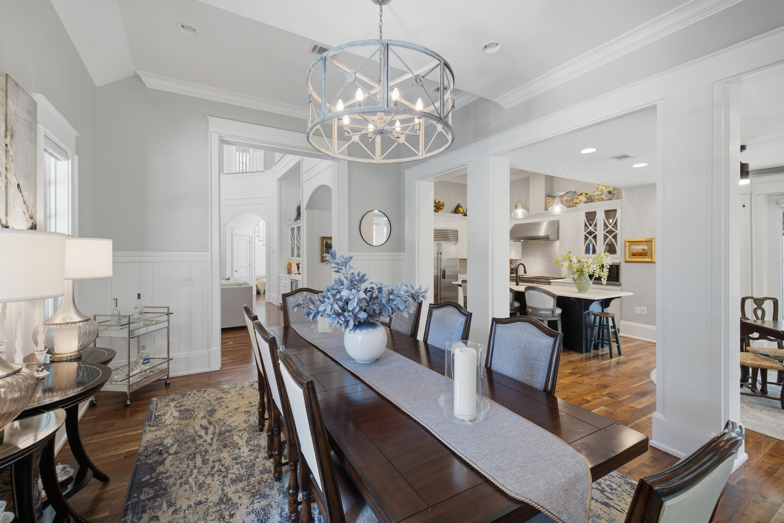 ISLAND ESTATES - Residential
