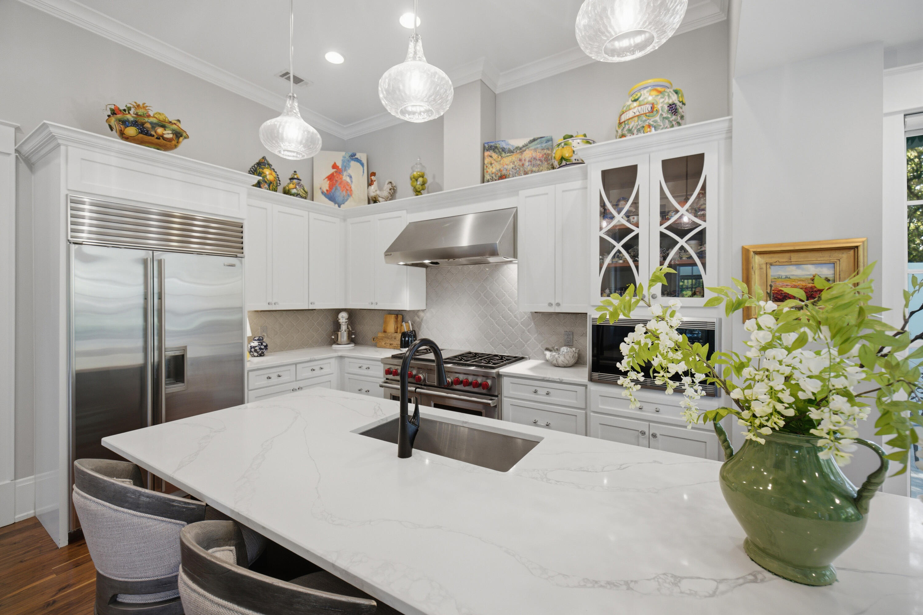ISLAND ESTATES - Residential