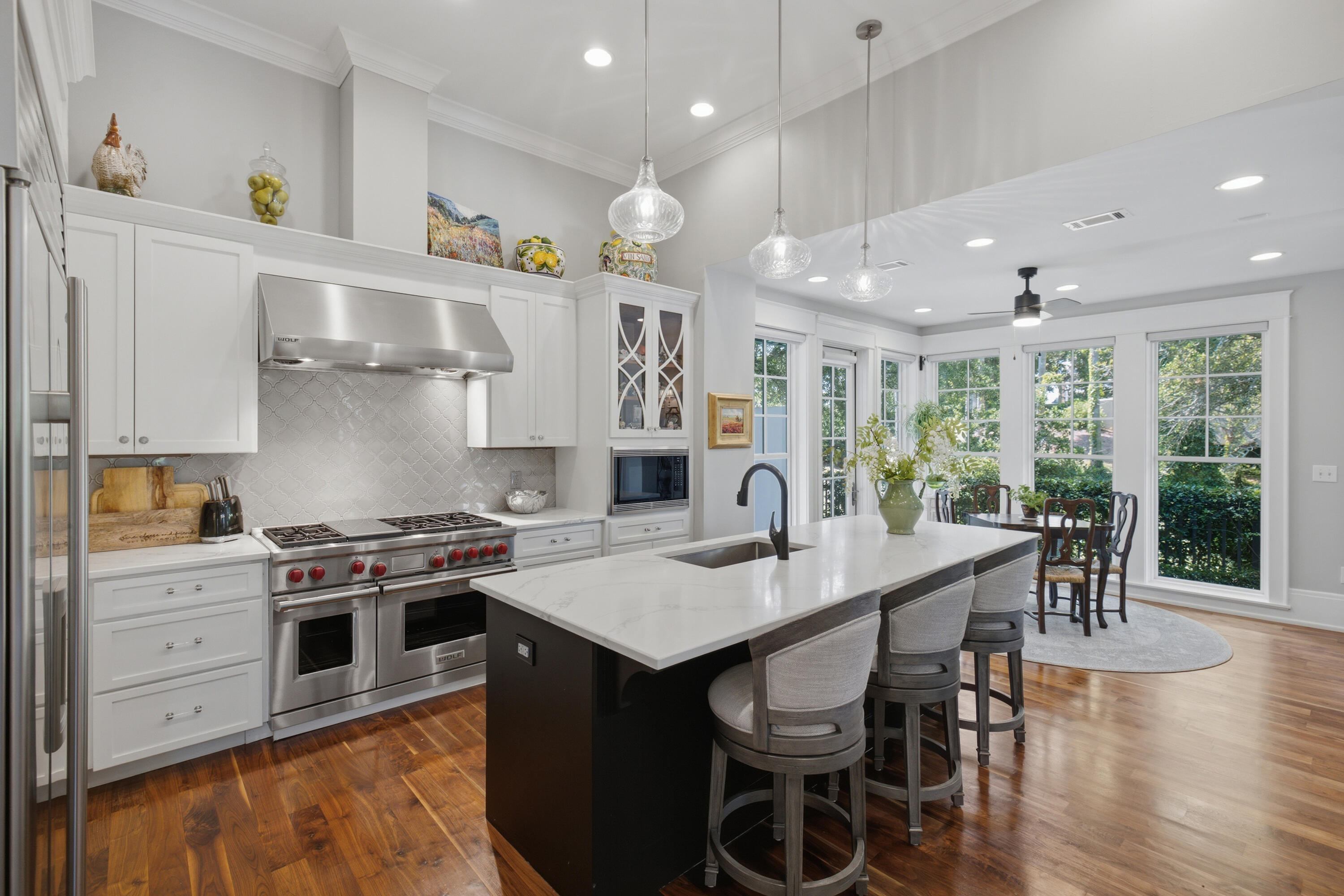 ISLAND ESTATES - Residential