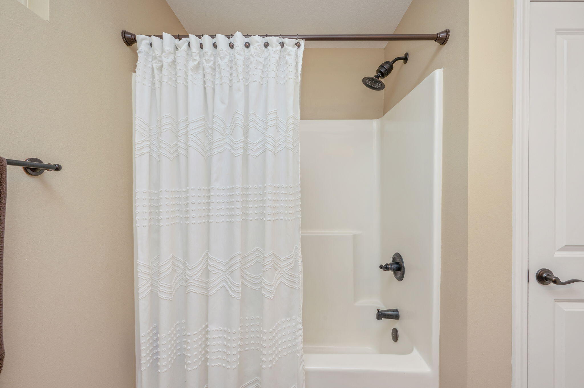 METES & BOUNDS - Residential Lease