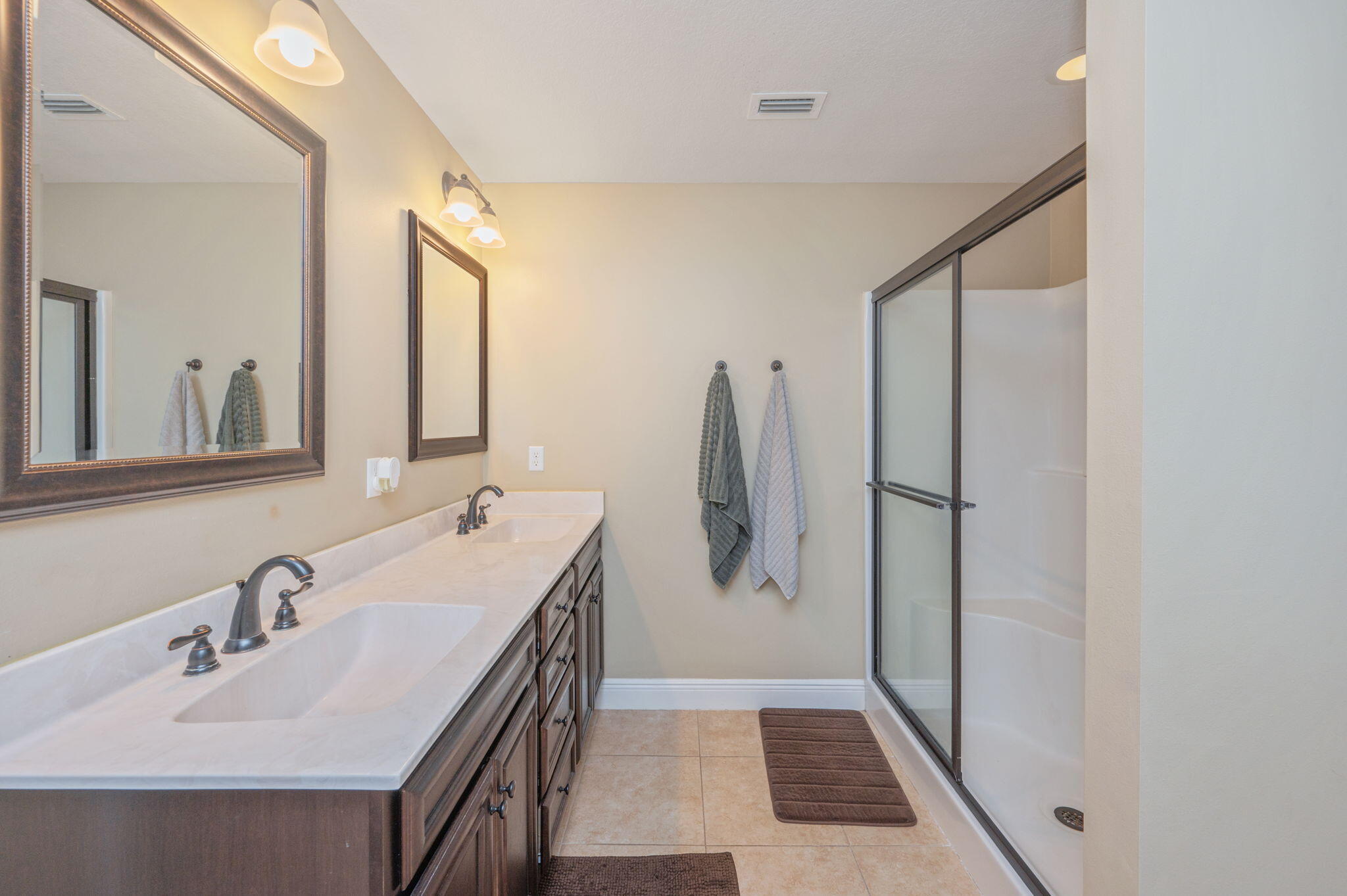 METES & BOUNDS - Residential Lease