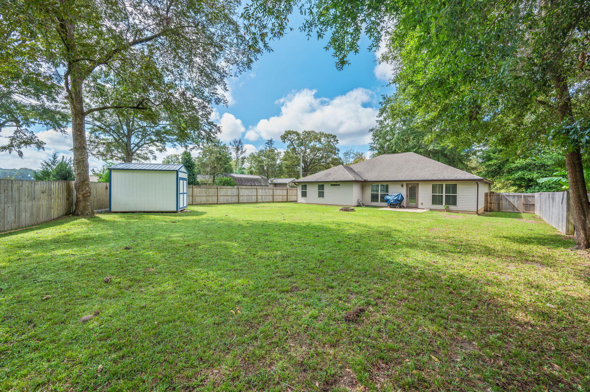 METES & BOUNDS - Residential Lease
