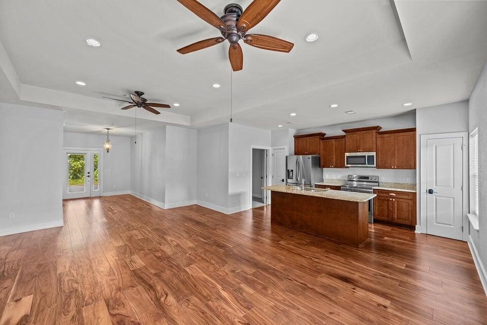 HIDDEN GROVE - Residential