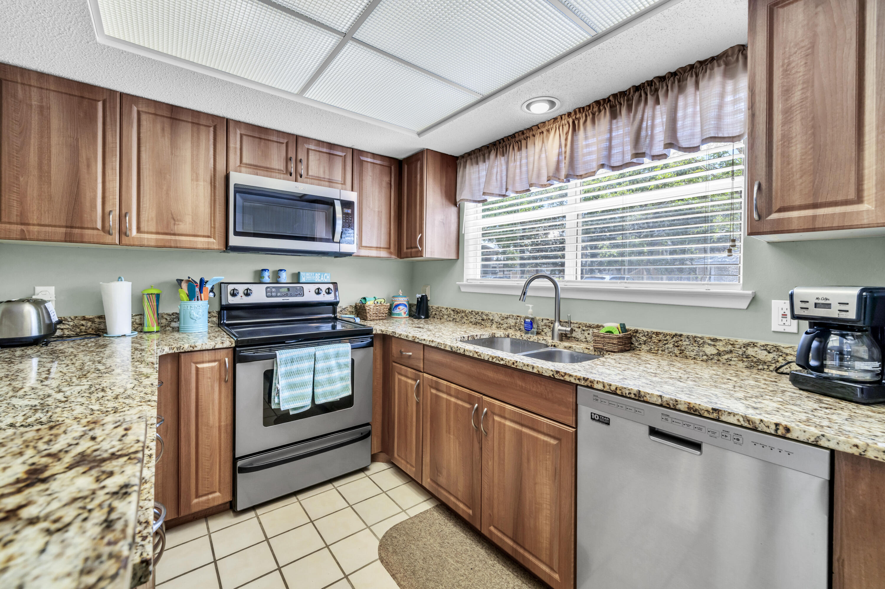 HIDDEN DUNES BEACH COTTAGES - Residential