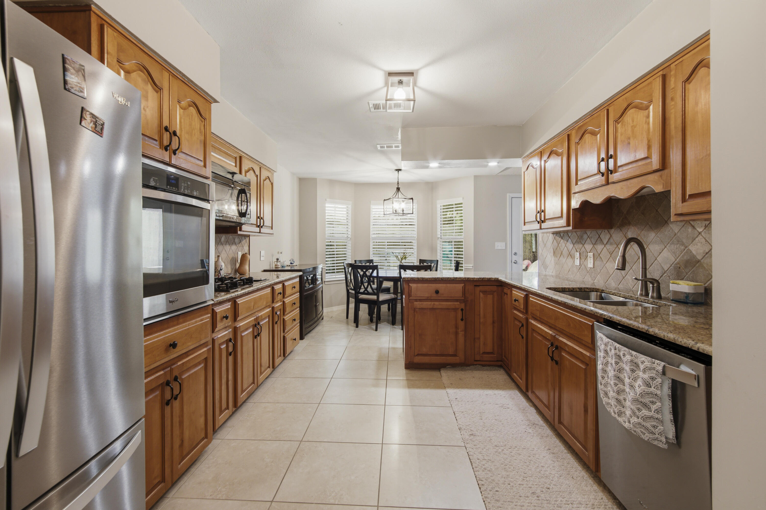 SHALIMAR COMMONS - Residential