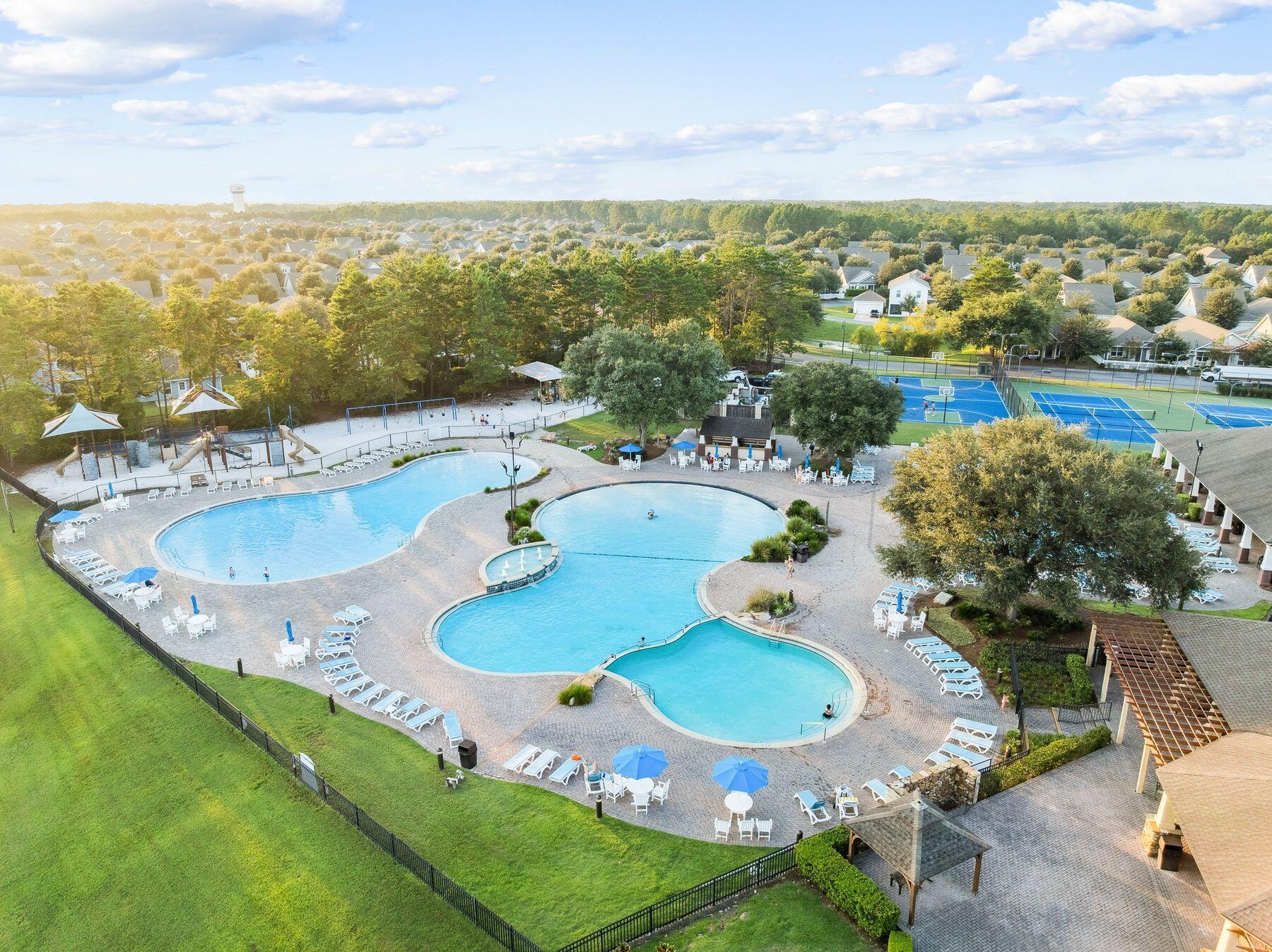 HAMMOCK BAY - STEAMBOAT LANDING - Residential
