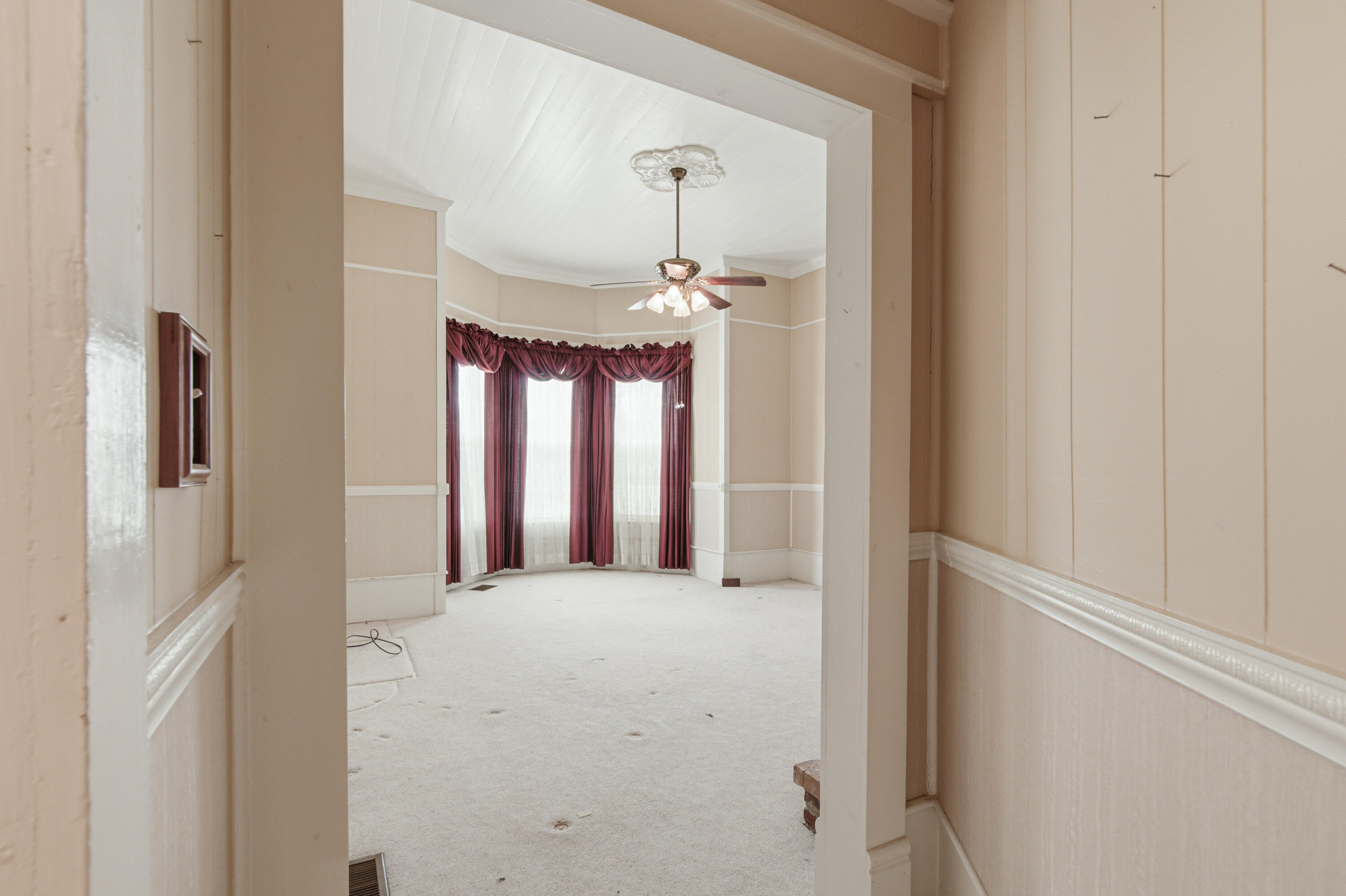 NO RECORDED SUBDIVISION - Residential