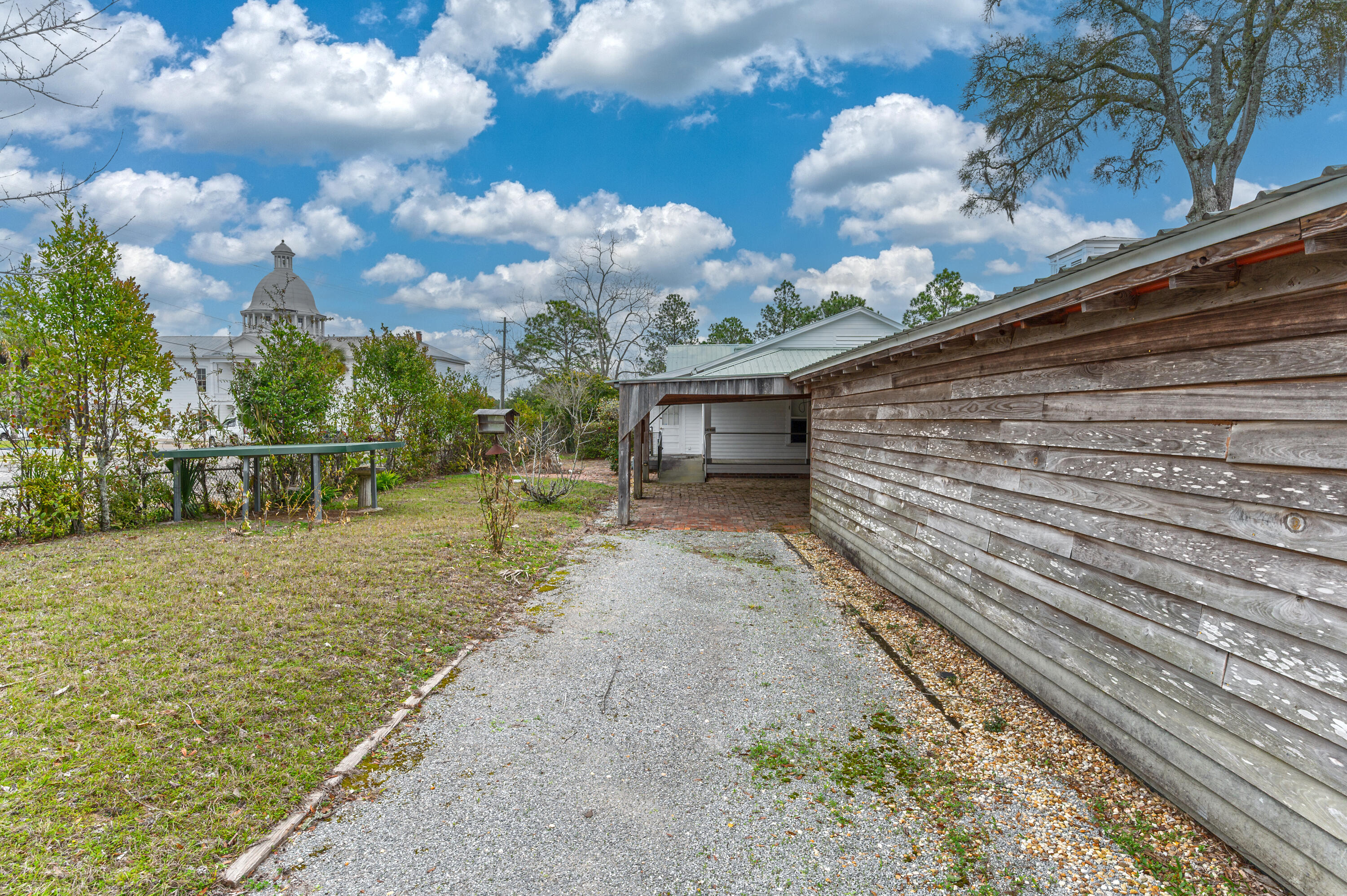 TOWN OF DEFUNIAK SPRINGS - Residential