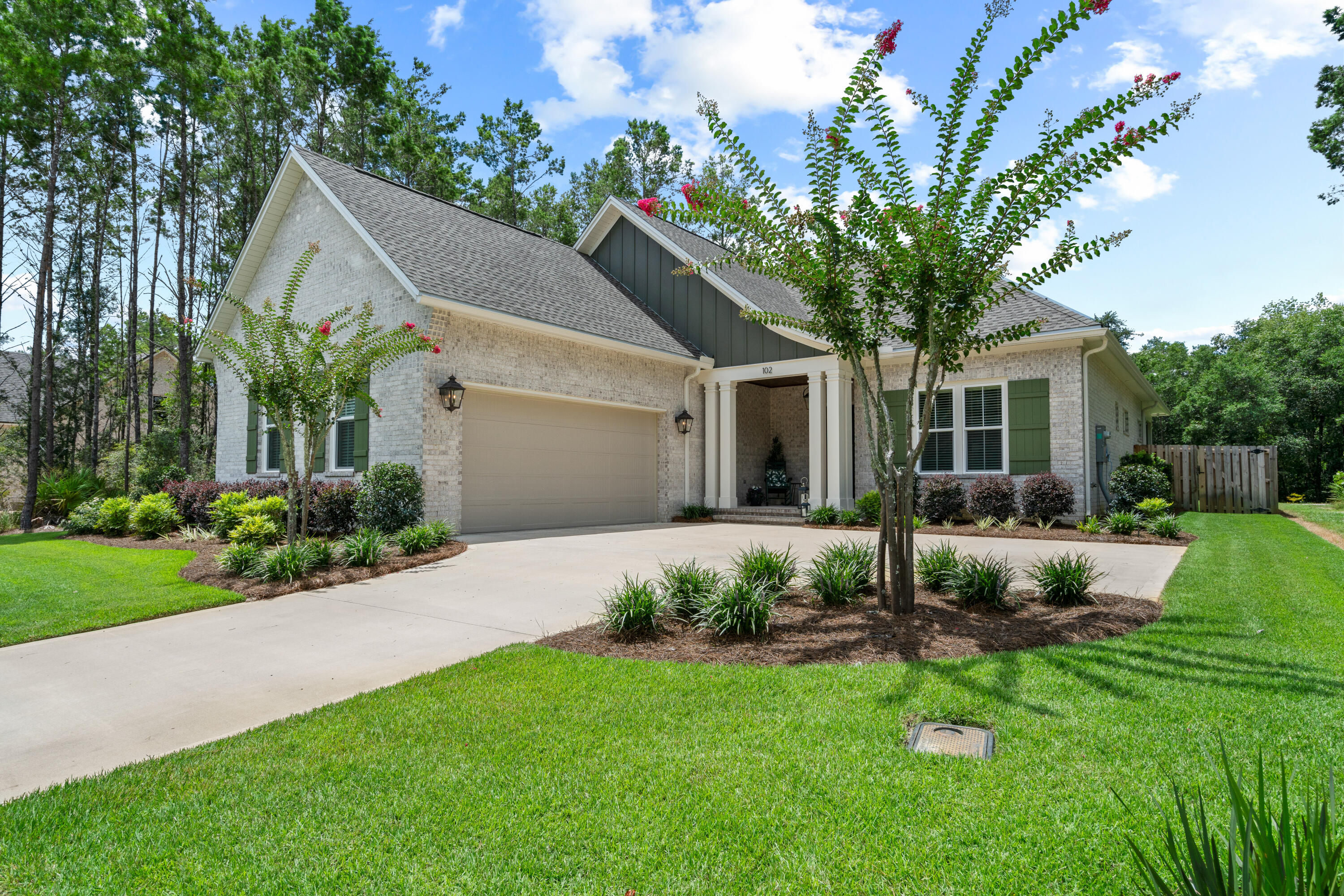 HAMMOCK BAY - Residential