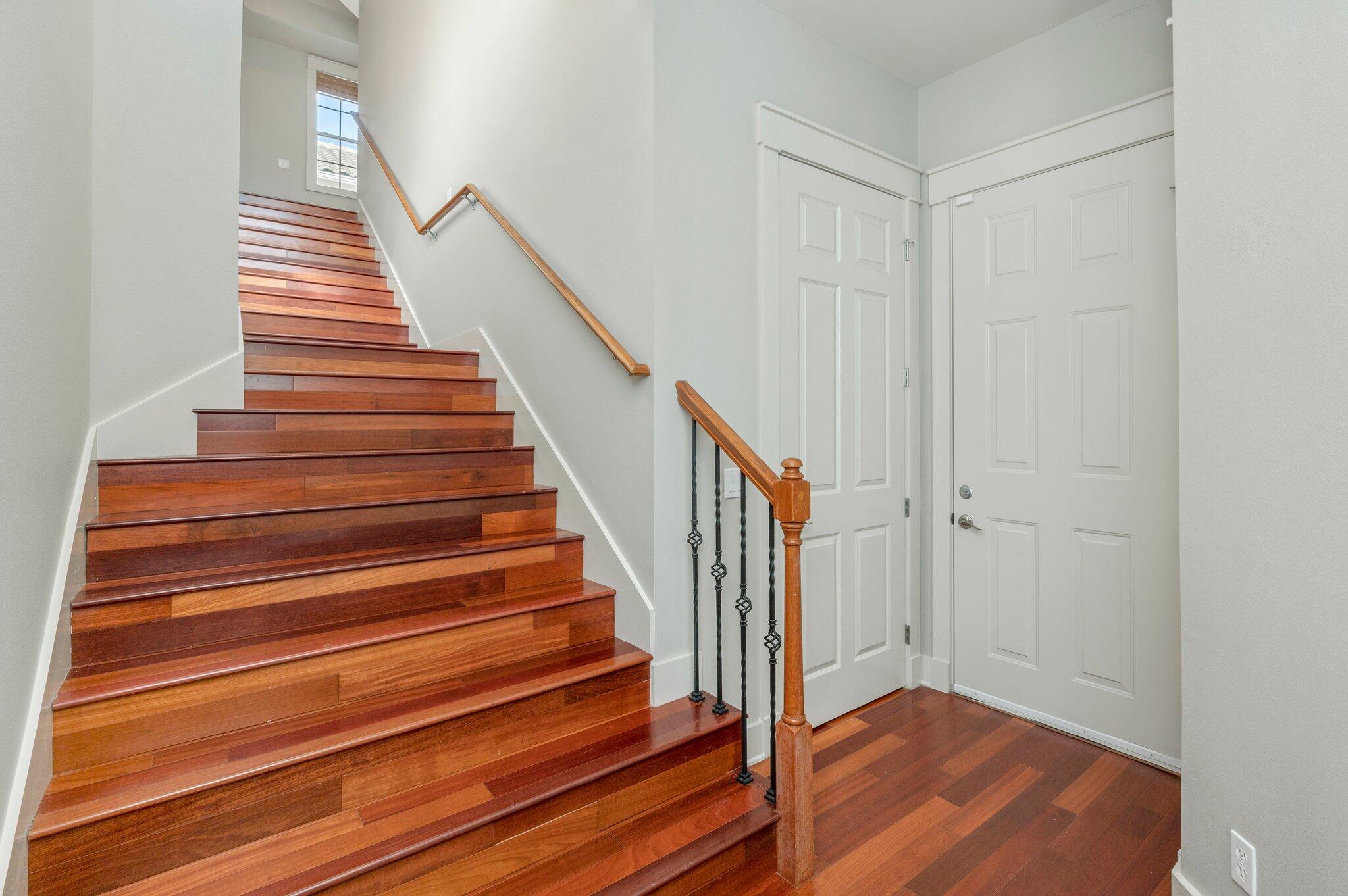 REGATTA BAY GOLF VILLAS - Residential Lease