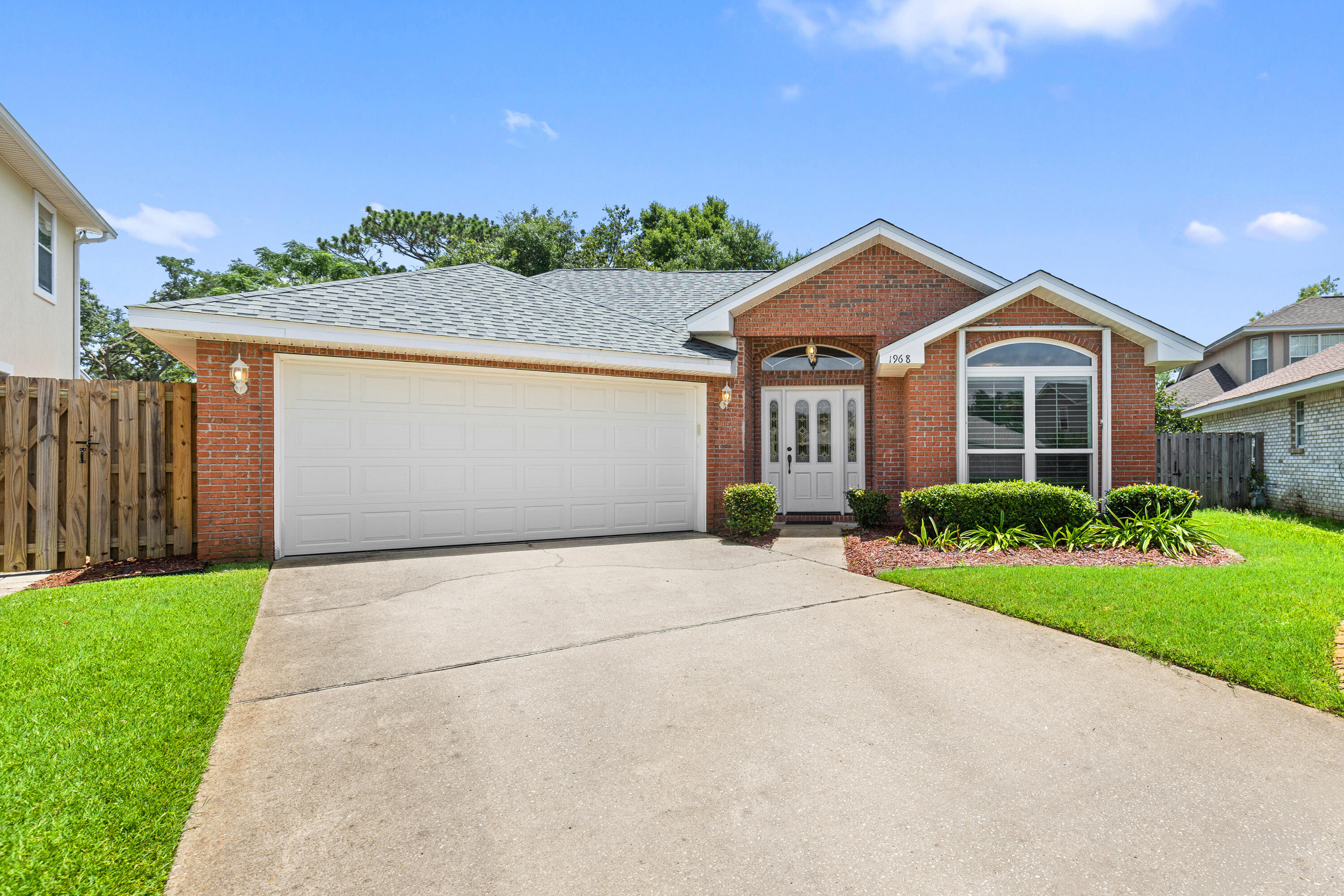 NORTH RIDGE CREEK S/D 1ST ADDN - Residential