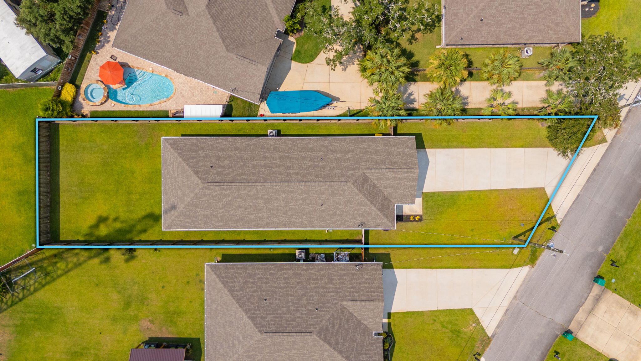 WATKINS POINTE LOT 3 - Residential