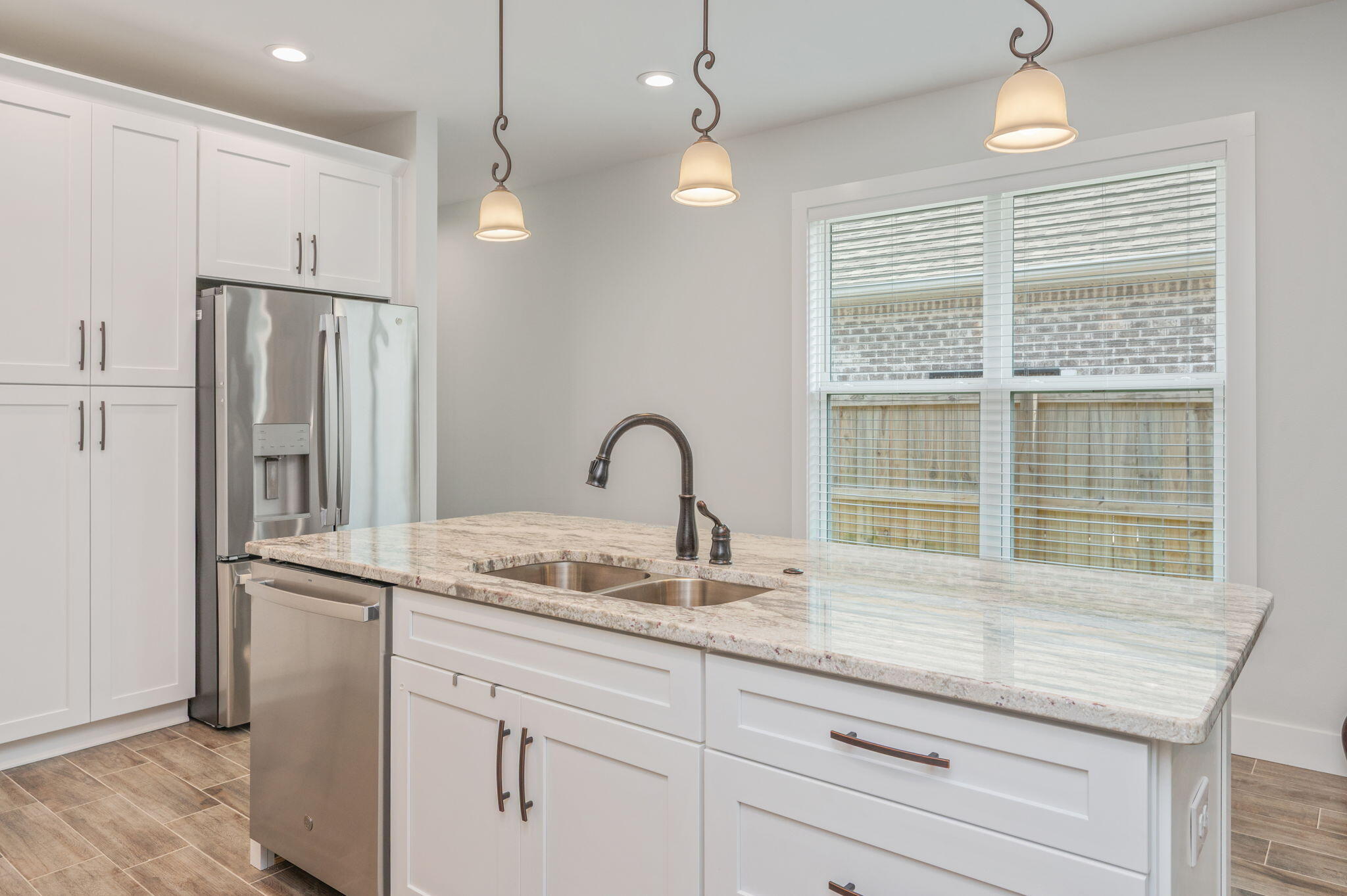 WATKINS POINTE LOT 3 - Residential
