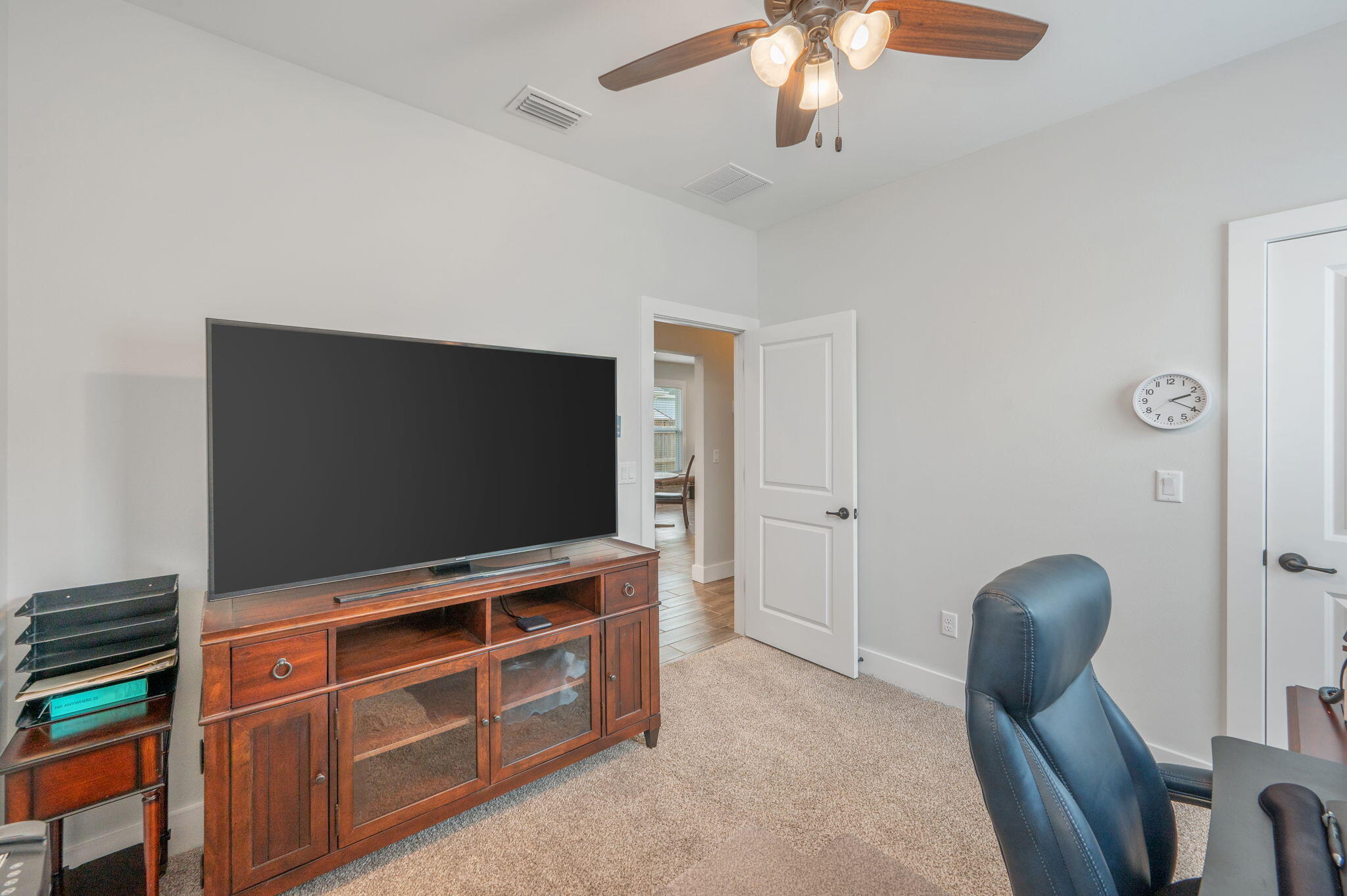 WATKINS POINTE LOT 3 - Residential