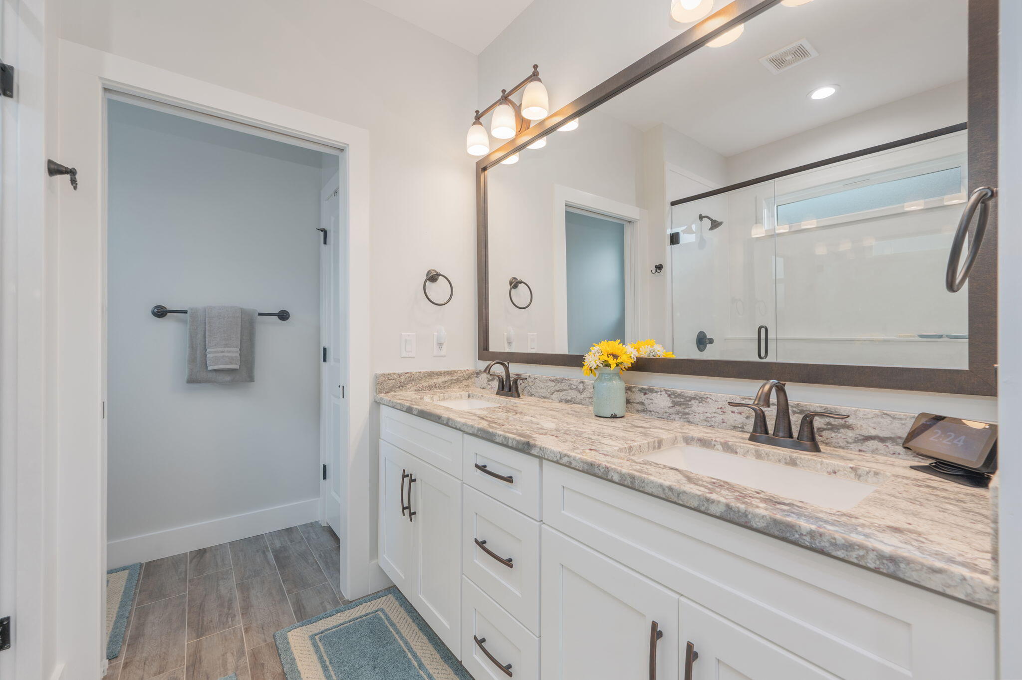 WATKINS POINTE LOT 3 - Residential