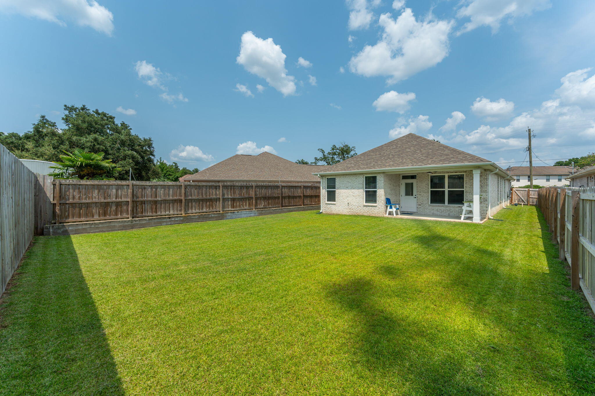 WATKINS POINTE LOT 3 - Residential