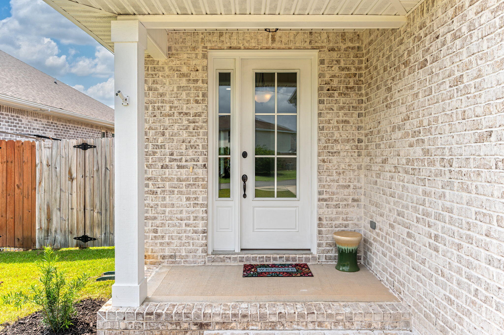 WATKINS POINTE LOT 3 - Residential