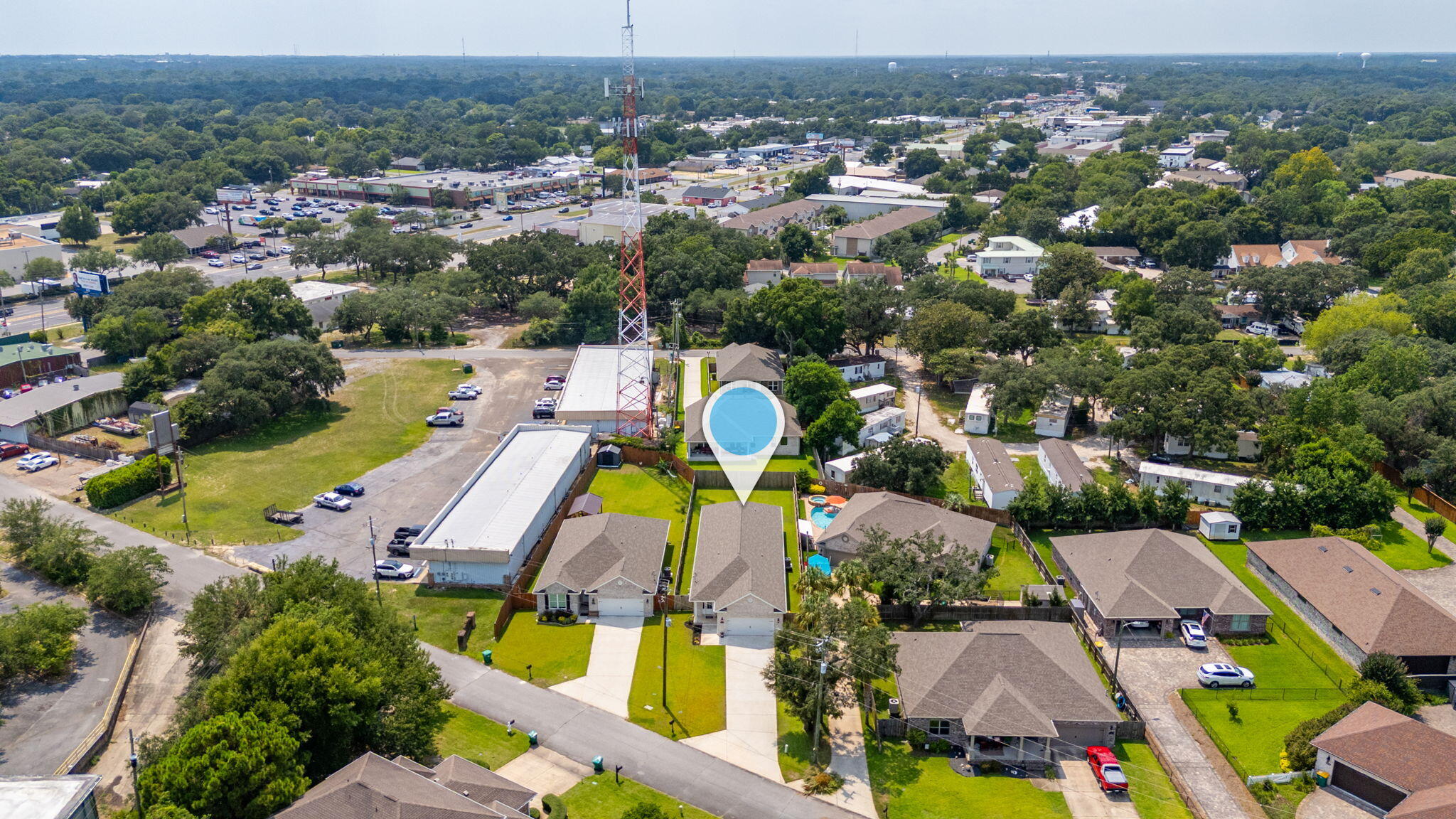WATKINS POINTE LOT 3 - Residential