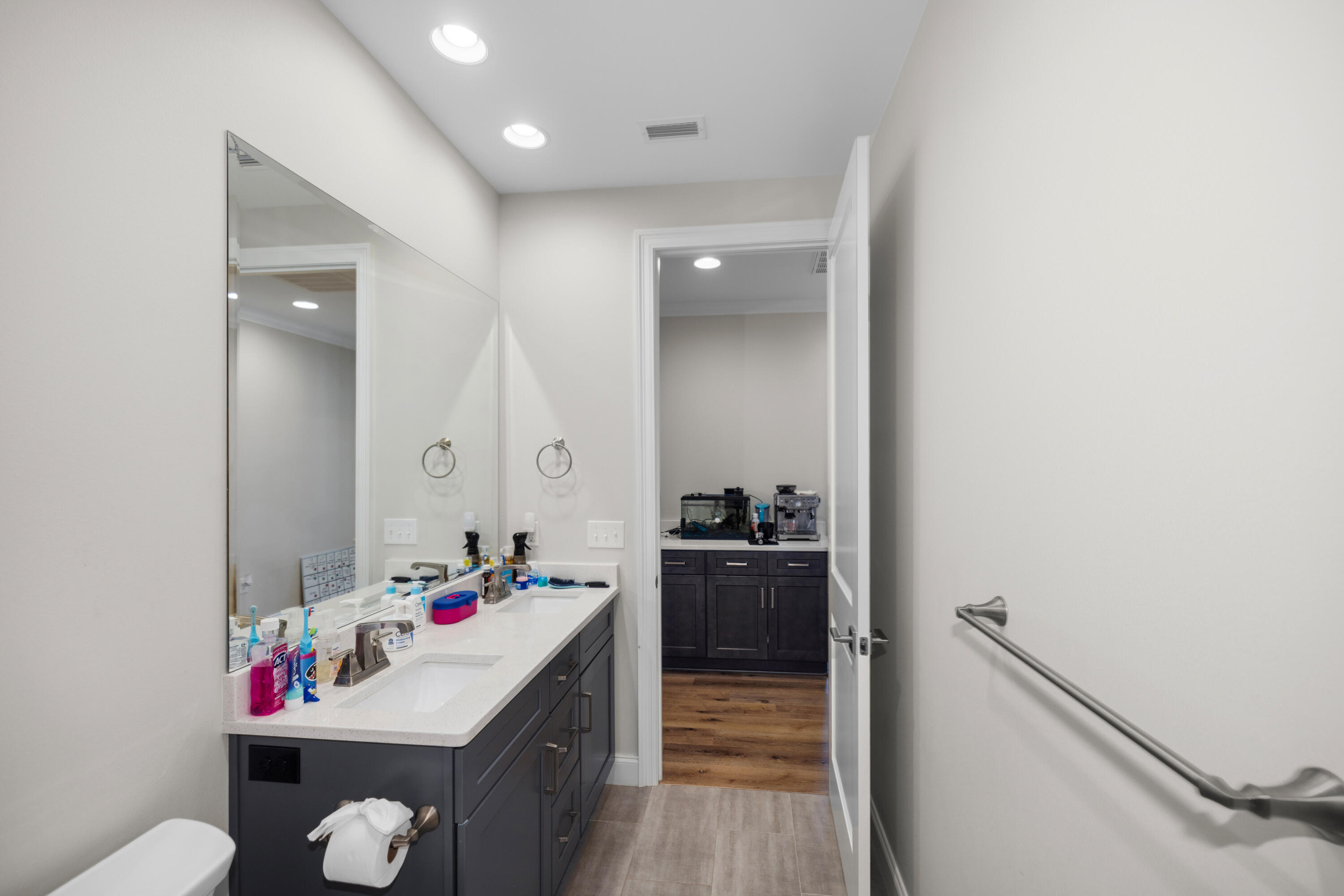 RAIDERS LANDING PHASE II - Residential Lease