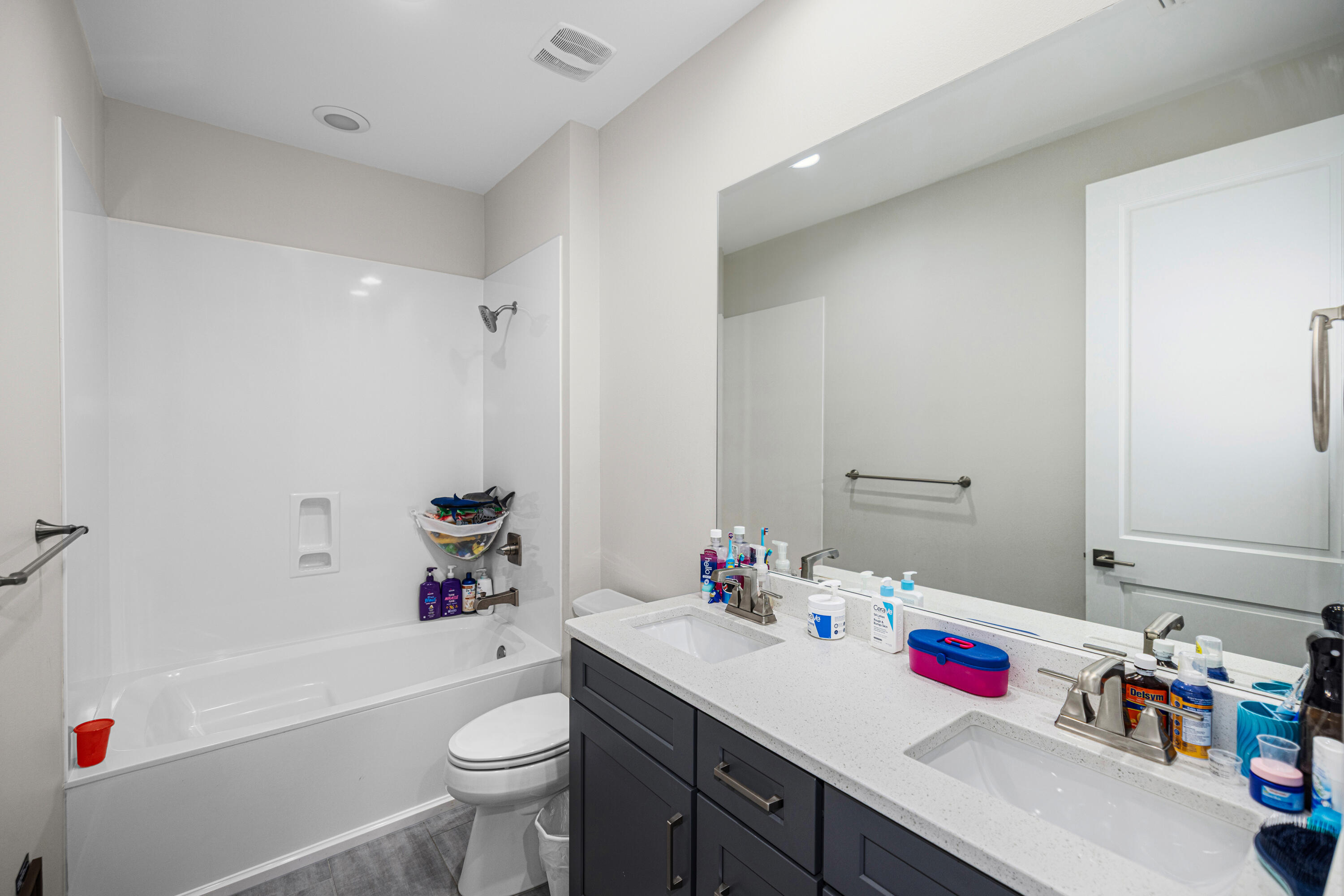 RAIDERS LANDING PHASE II - Residential Lease
