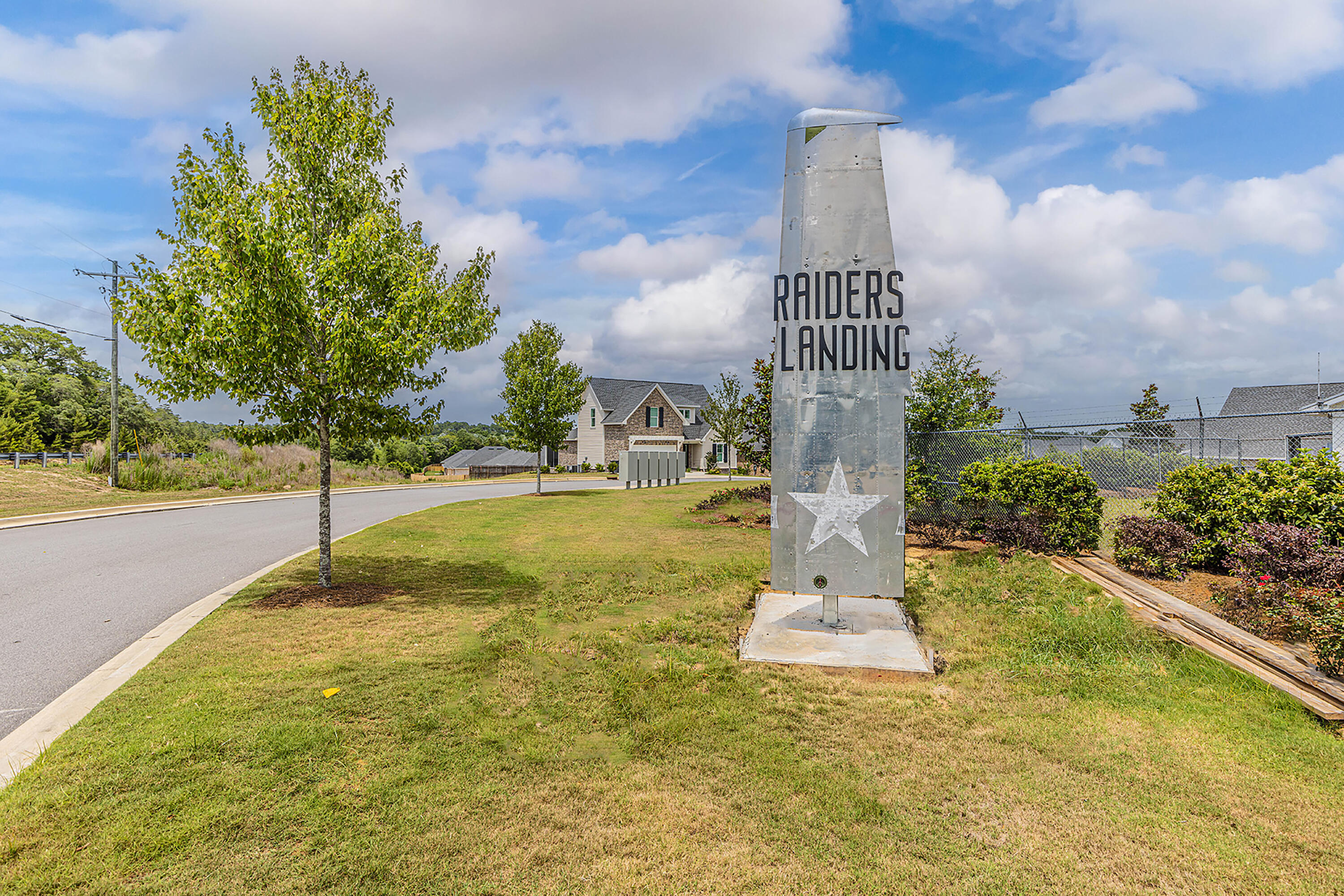 RAIDERS LANDING PHASE II - Residential Lease