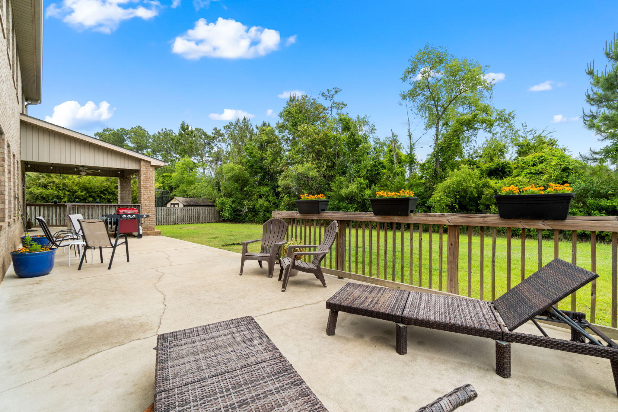 NATURES TRAIL - Residential