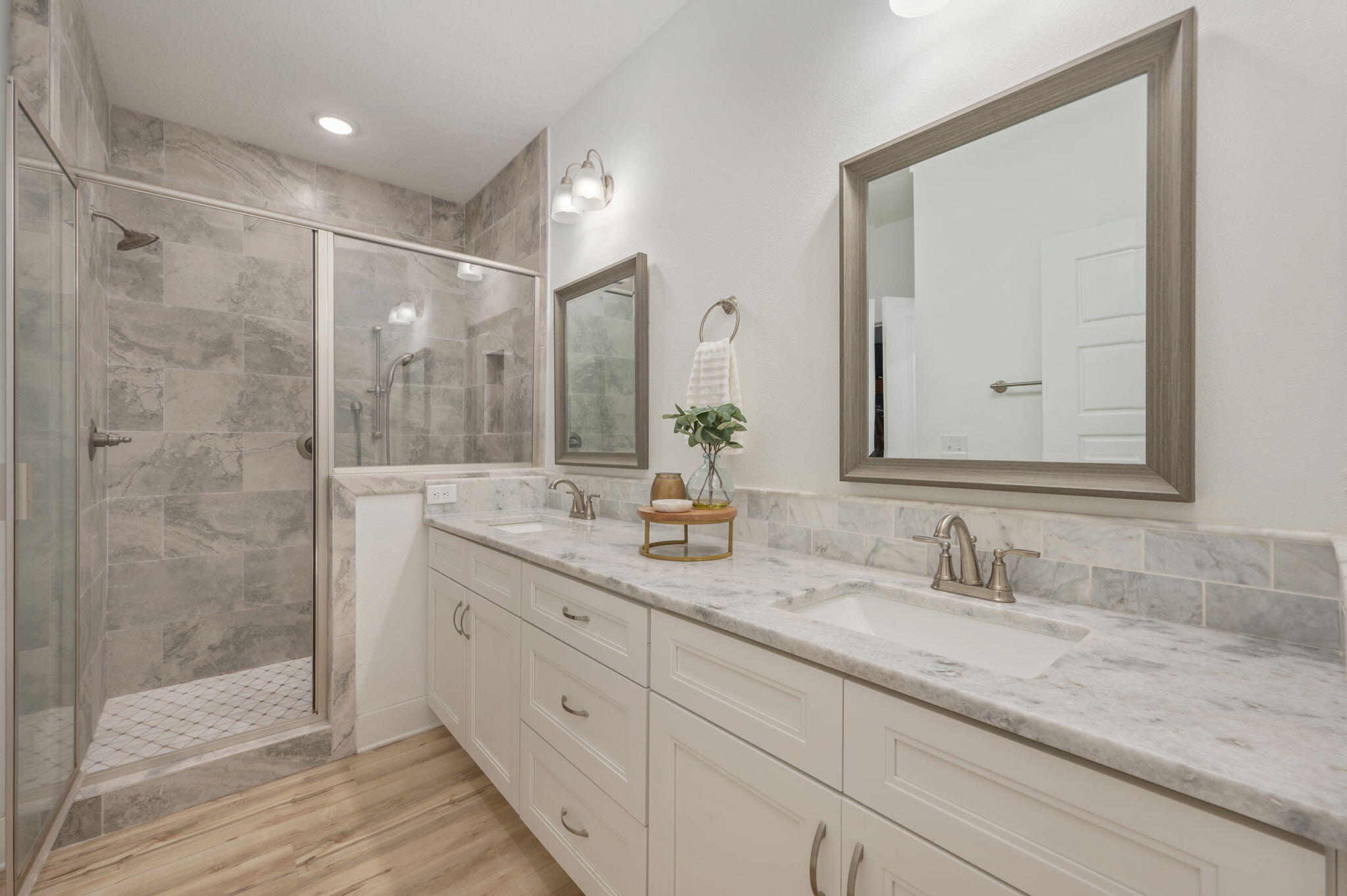 FOX VALLEY PH 3-A - Residential Lease