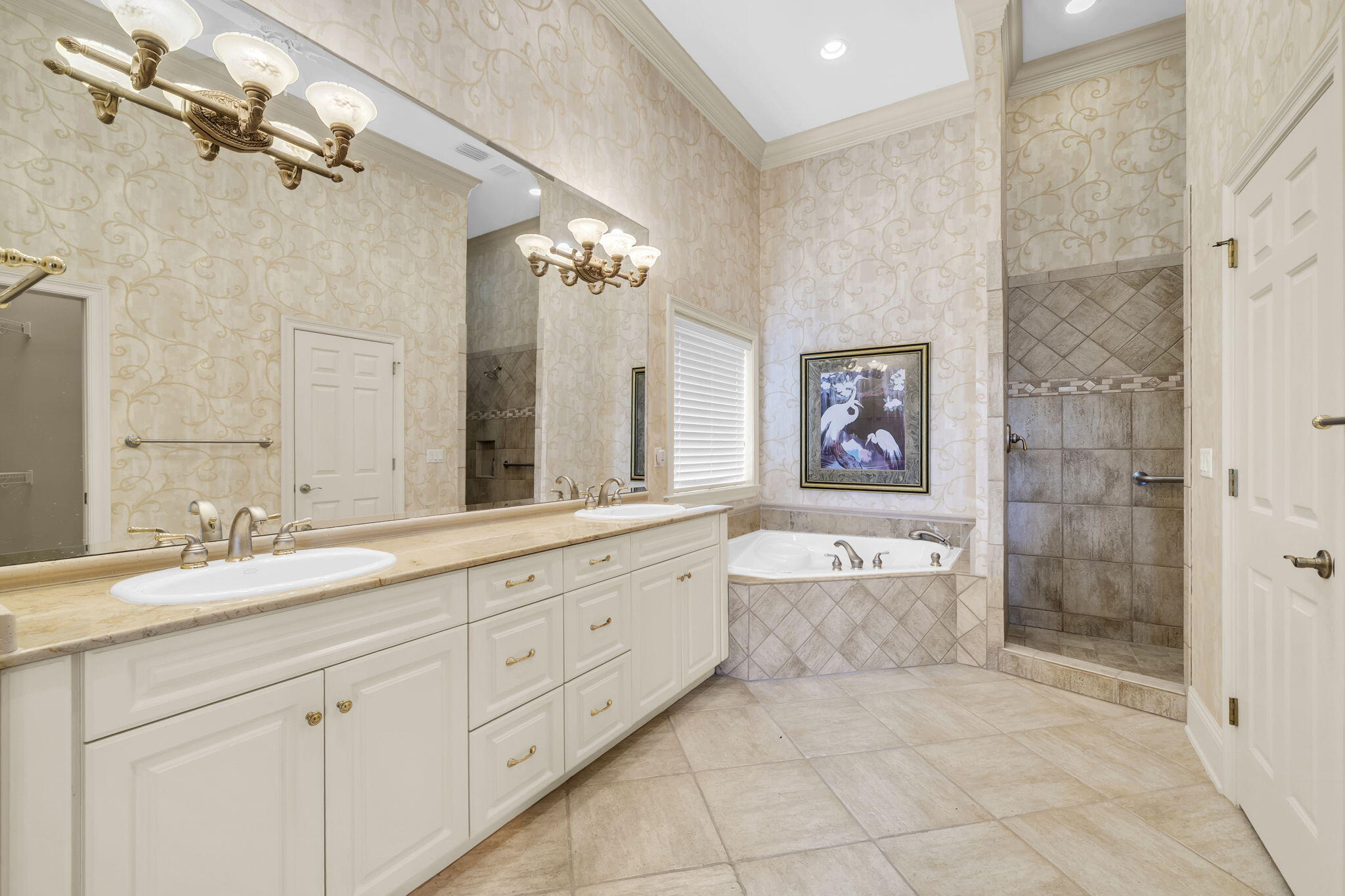 EMERALD BAY PH 1-B - Residential