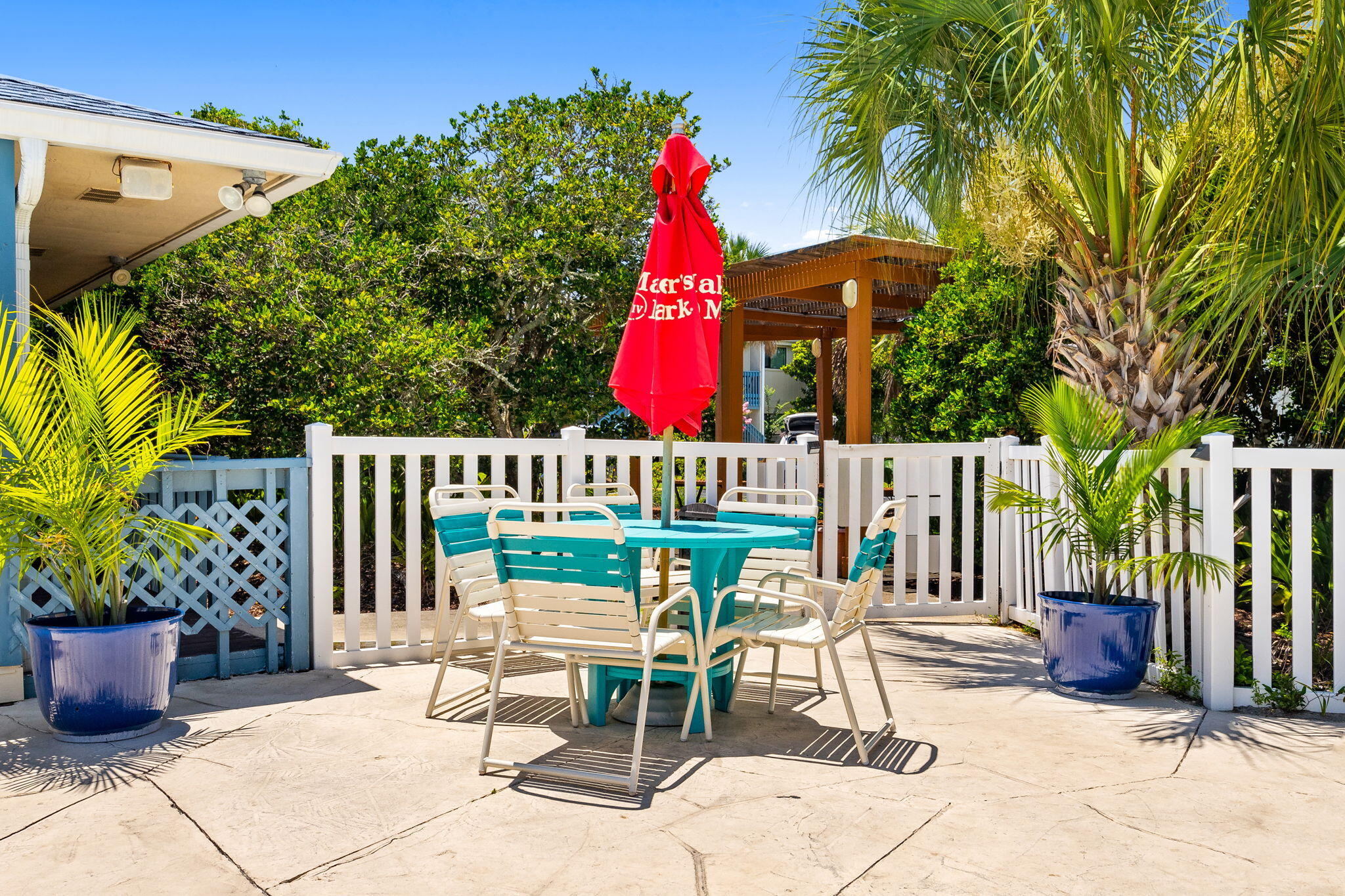 CHATEAU LA MER CONDO 2 - Residential