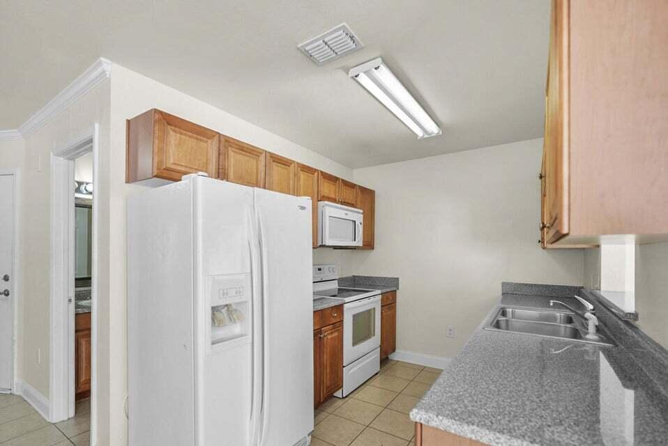 EAGLES LANDING S/D - Residential Lease