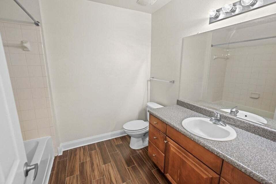EAGLES LANDING S/D - Residential Lease